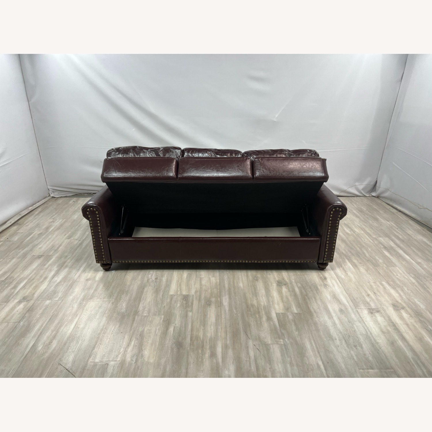 Charlton Home Denardo Leather Sofa with Storage - image-7