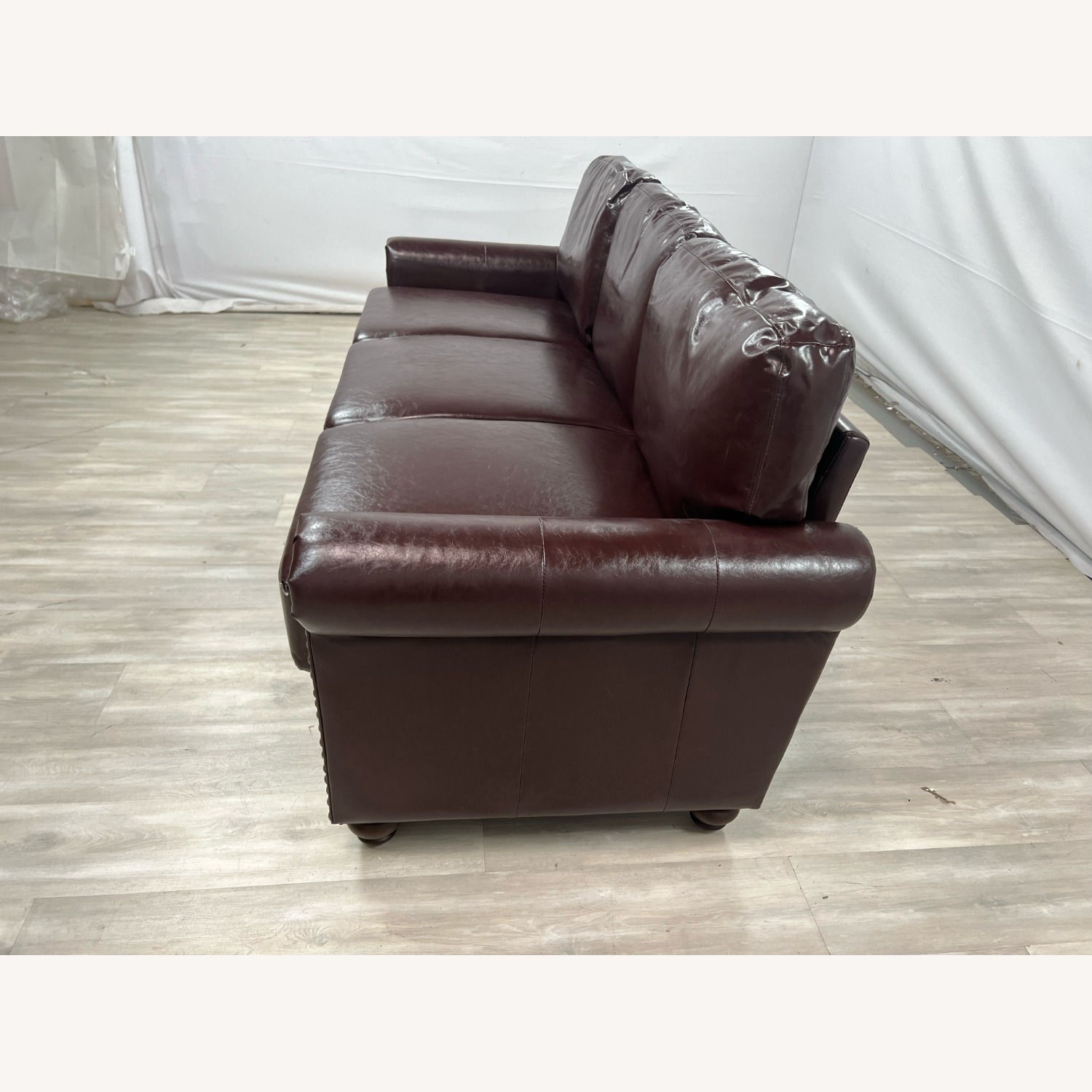 Charlton Home Denardo Leather Sofa with Storage - image-5