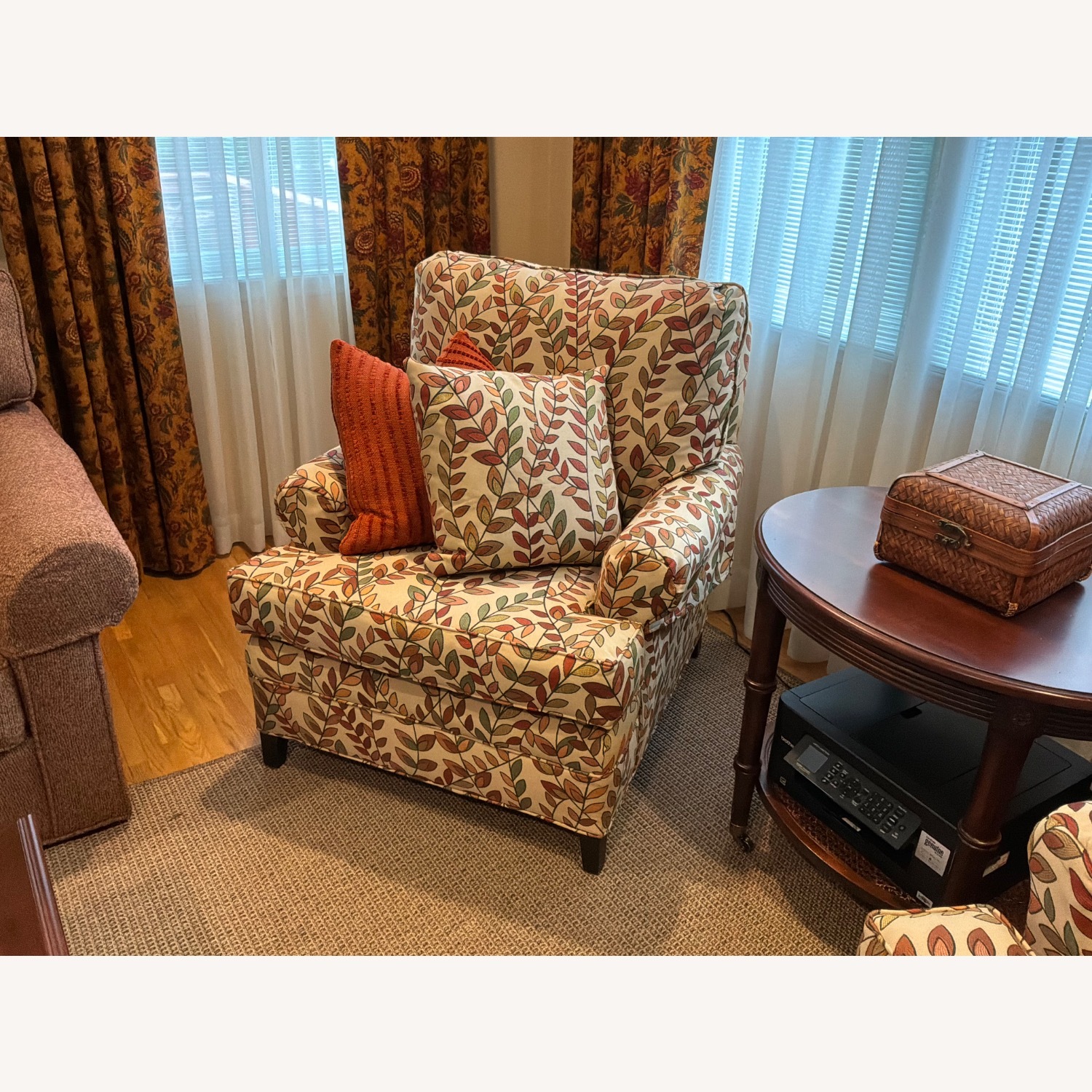 Ethan Allen Mister Chair Accent Chairs - image-2
