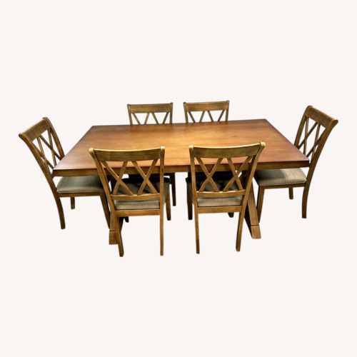 Used Lark Manor Tamika Enna Farmhouse Wood Dining Set for sale on AptDeco