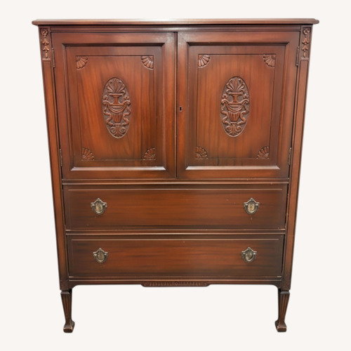 Used Vintage/Antique Dresser for sale on AptDeco