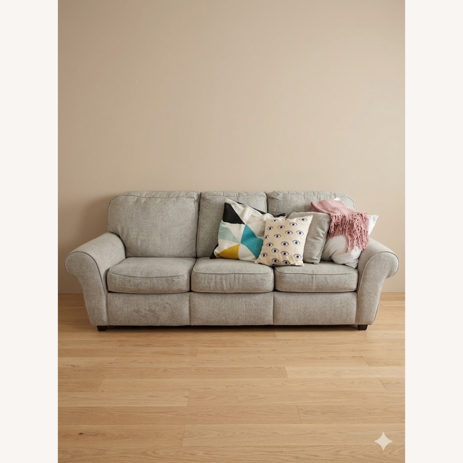 Raymour & Flanigan Light Gray 3+ Seater Sofa - image-2