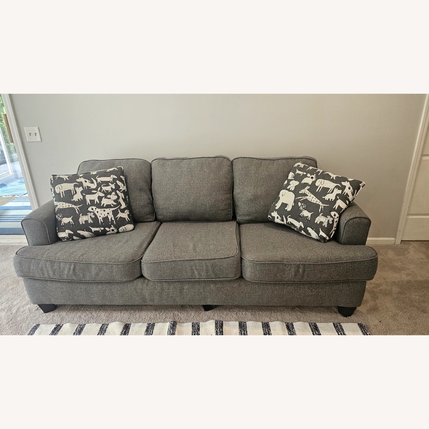 Raymour & Flanigan Alphie Light Gray 3+ Seater Sofa - image-1