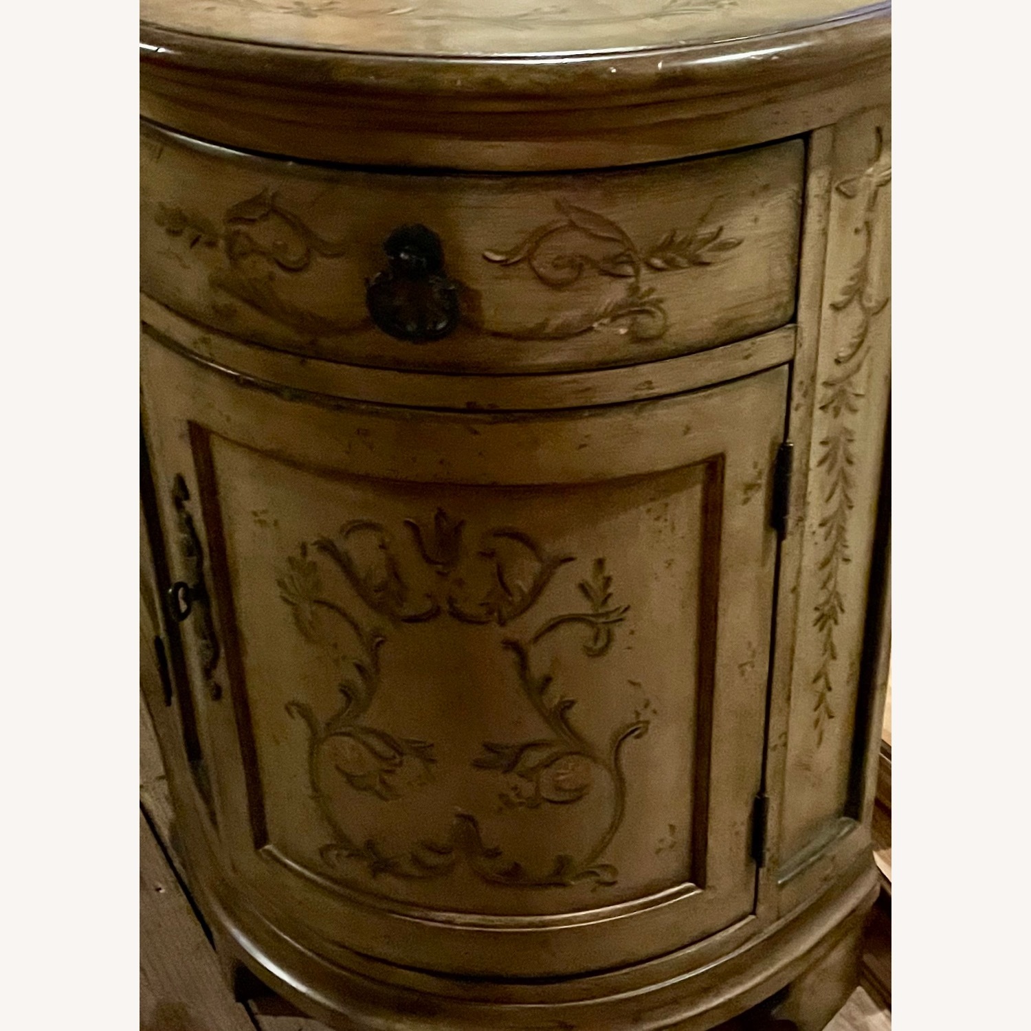 Macy's Sideboard - image-2