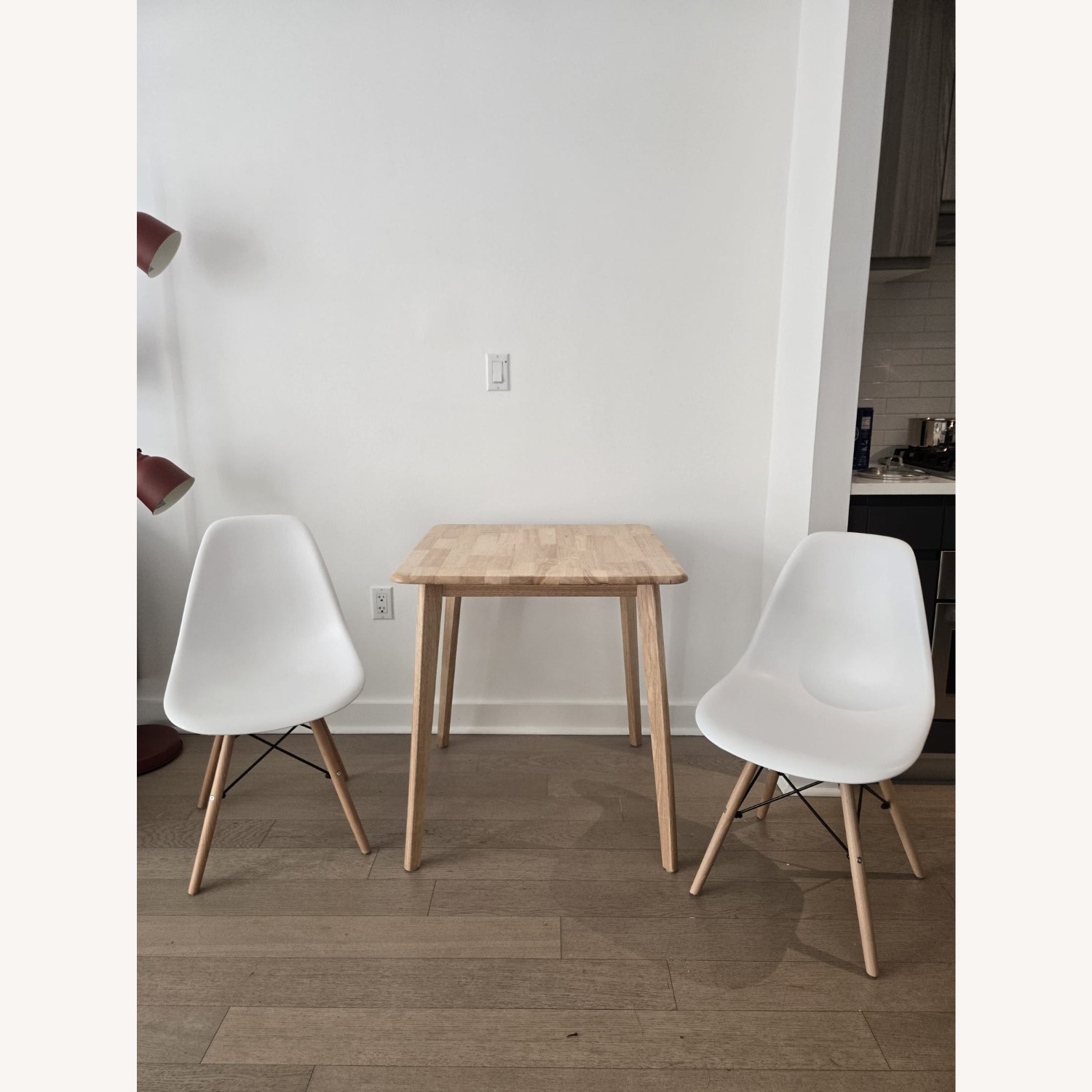 Gladkowski Oak Solid Wood Modern Dining Table - image-1