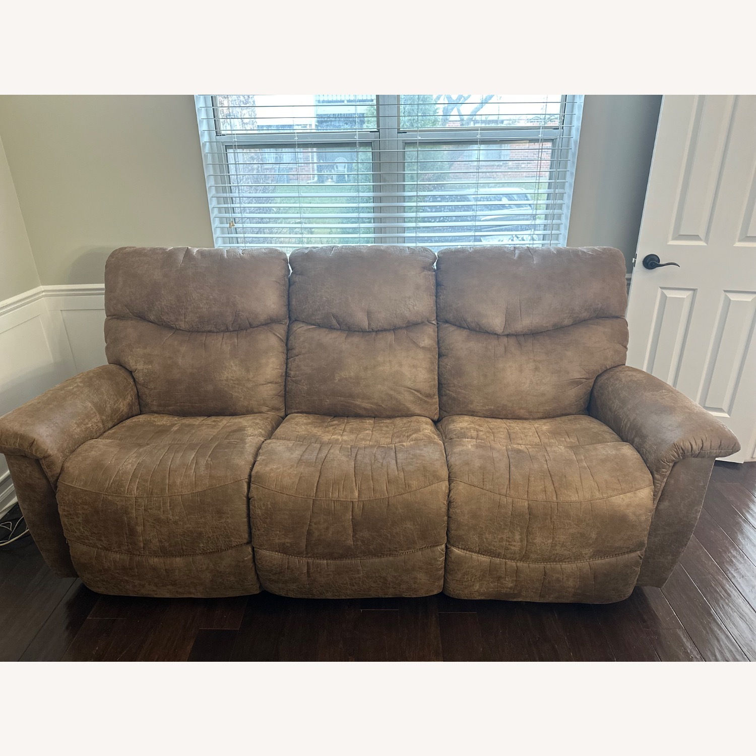 La-Z-Boy Reclining 3 Seat Sofa - image-1