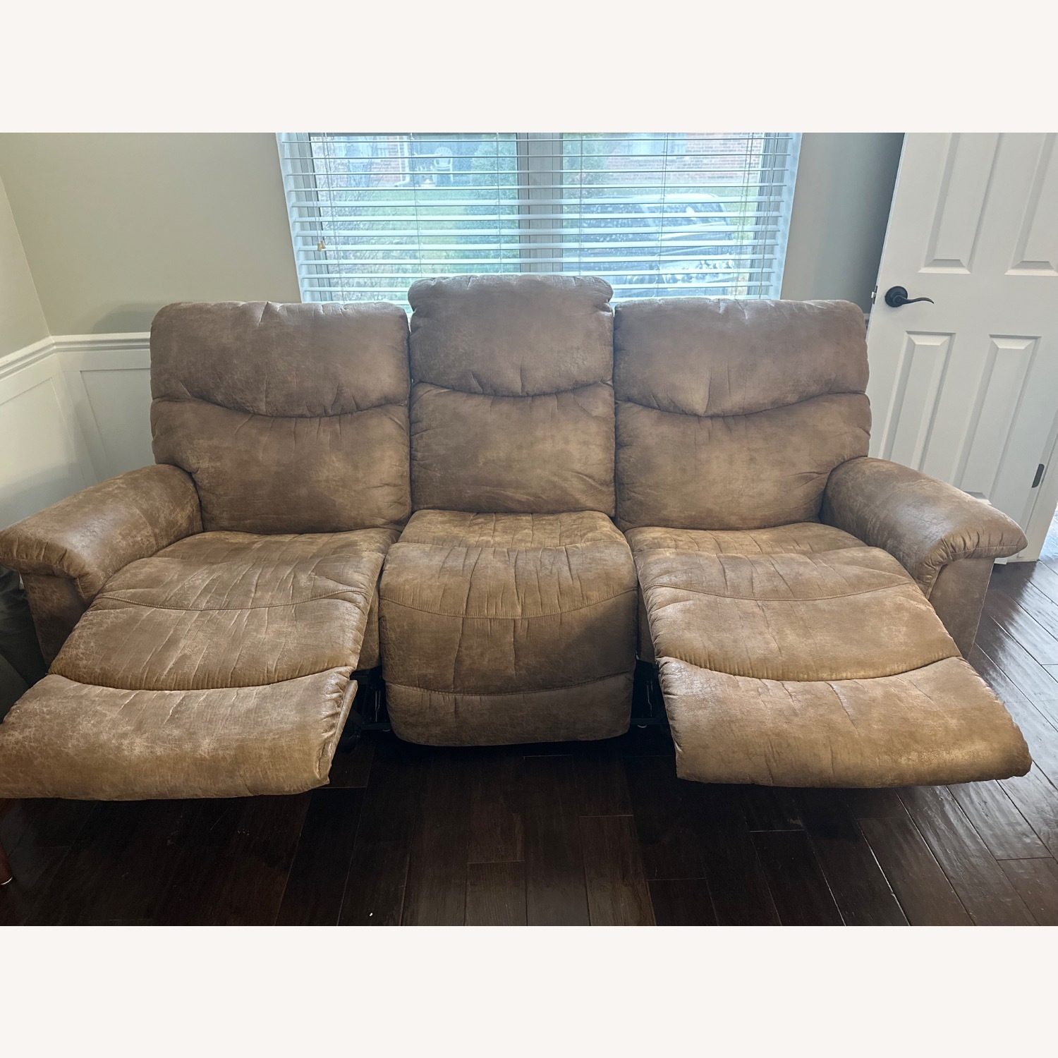 La-Z-Boy Reclining 3 Seat Sofa - image-3