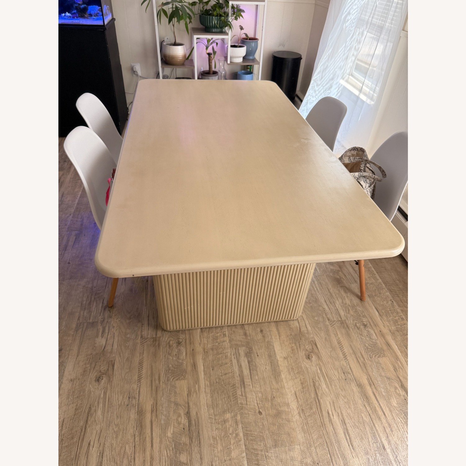 Walker Edison Modern Table - image-3