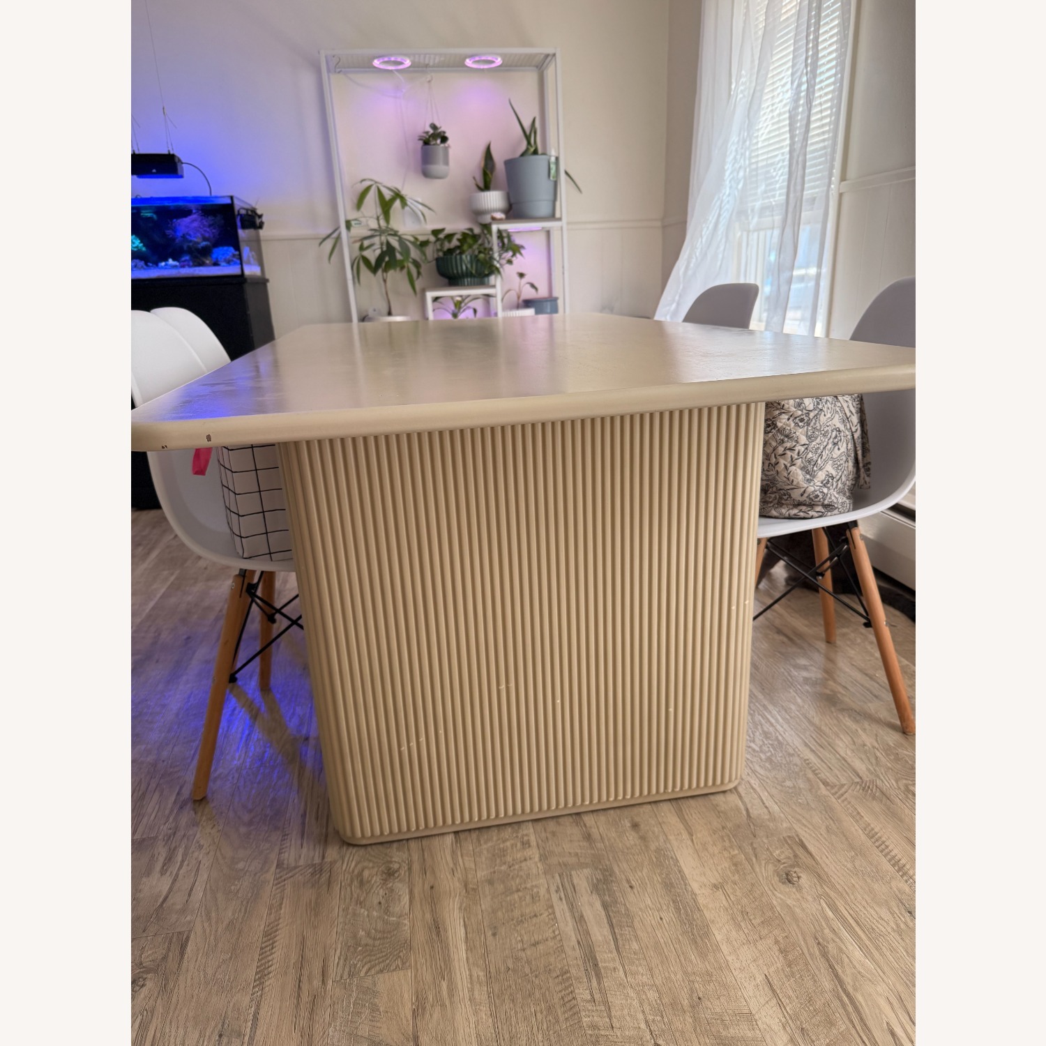 Walker Edison Modern Table - image-2