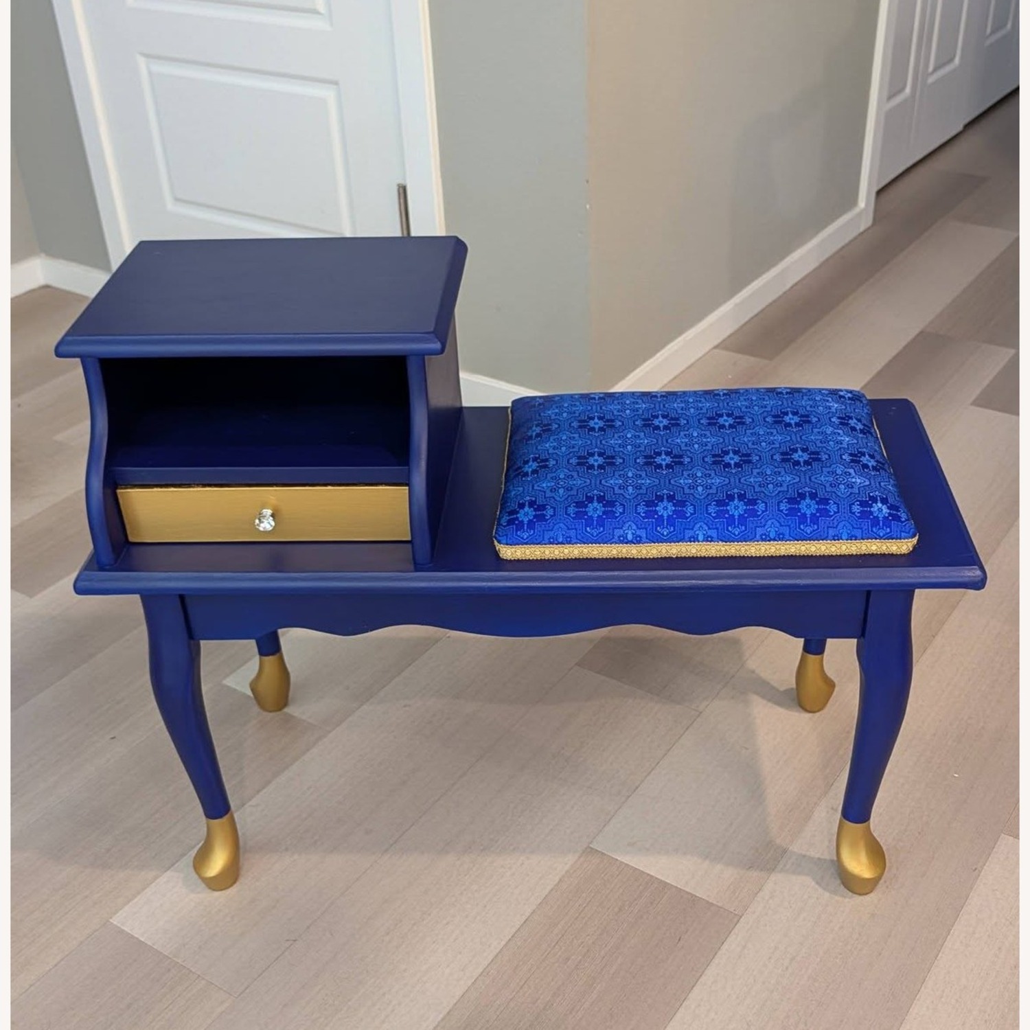 Vintage Blue Gossip Bench / Accent Table - image-2