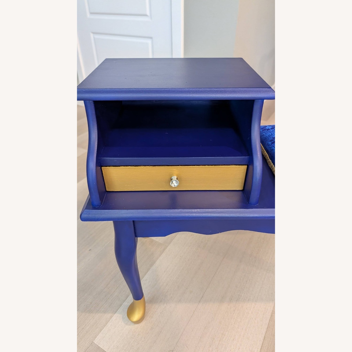 Vintage Blue Gossip Bench / Accent Table - image-7