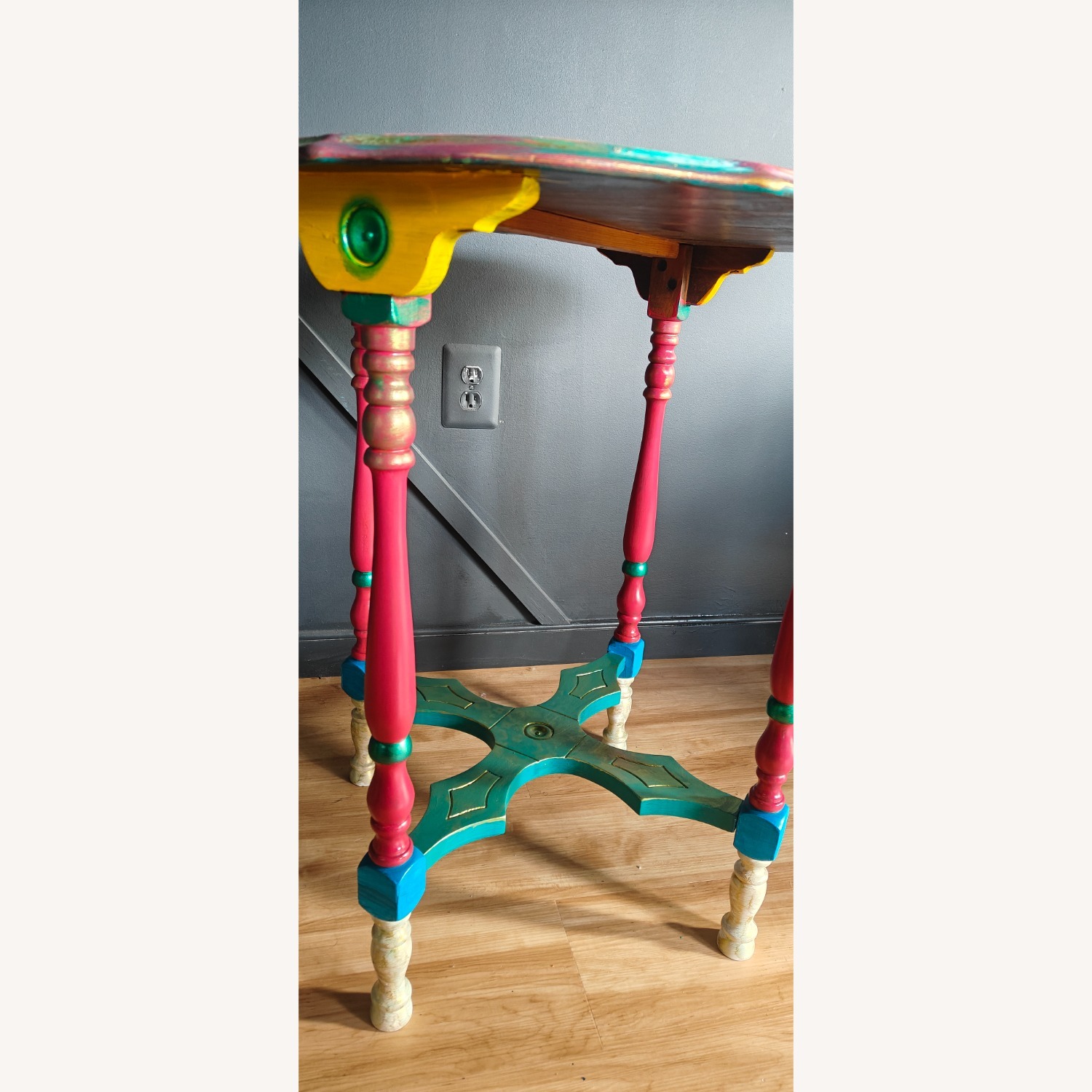 Vintage/Antique Chalk Painted Side Table - image-6