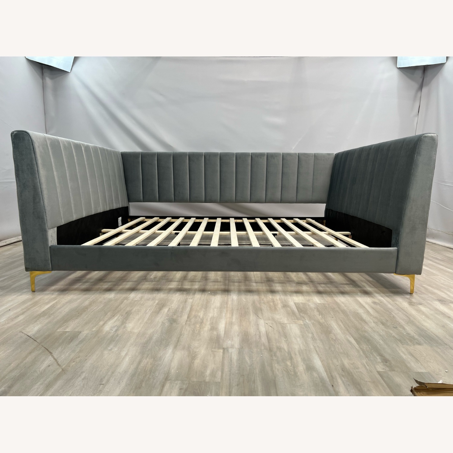 Willa Arlo Benham Upholstered Daybed - image-9