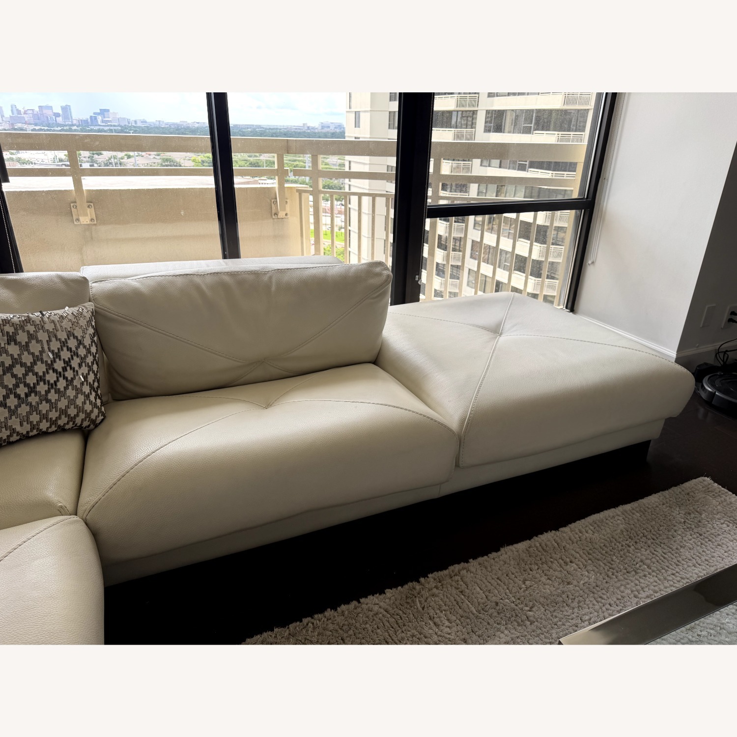 Cantoni White Leather 3+ Piece Sectional - image-5