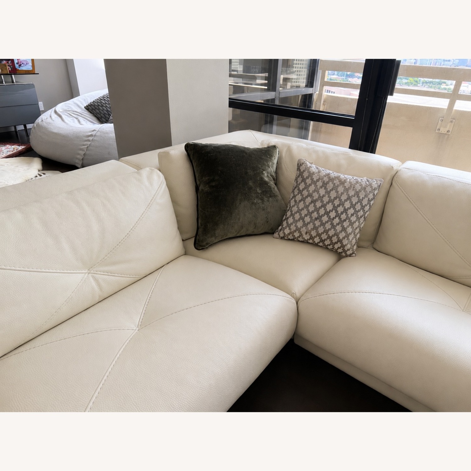 Cantoni White Leather 3+ Piece Sectional - image-3