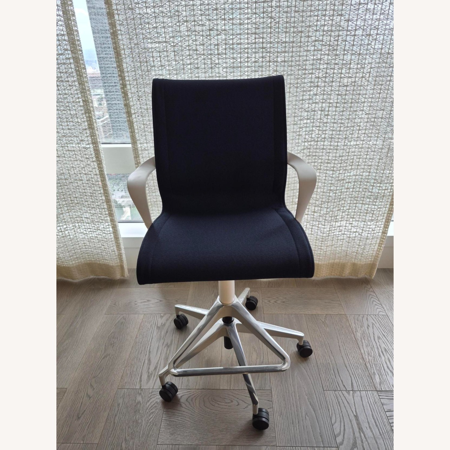 Herman Miller Setu Blue Office Chairs - image-5