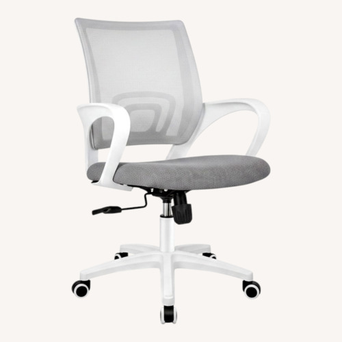 Used Office Chairs for sale on AptDeco