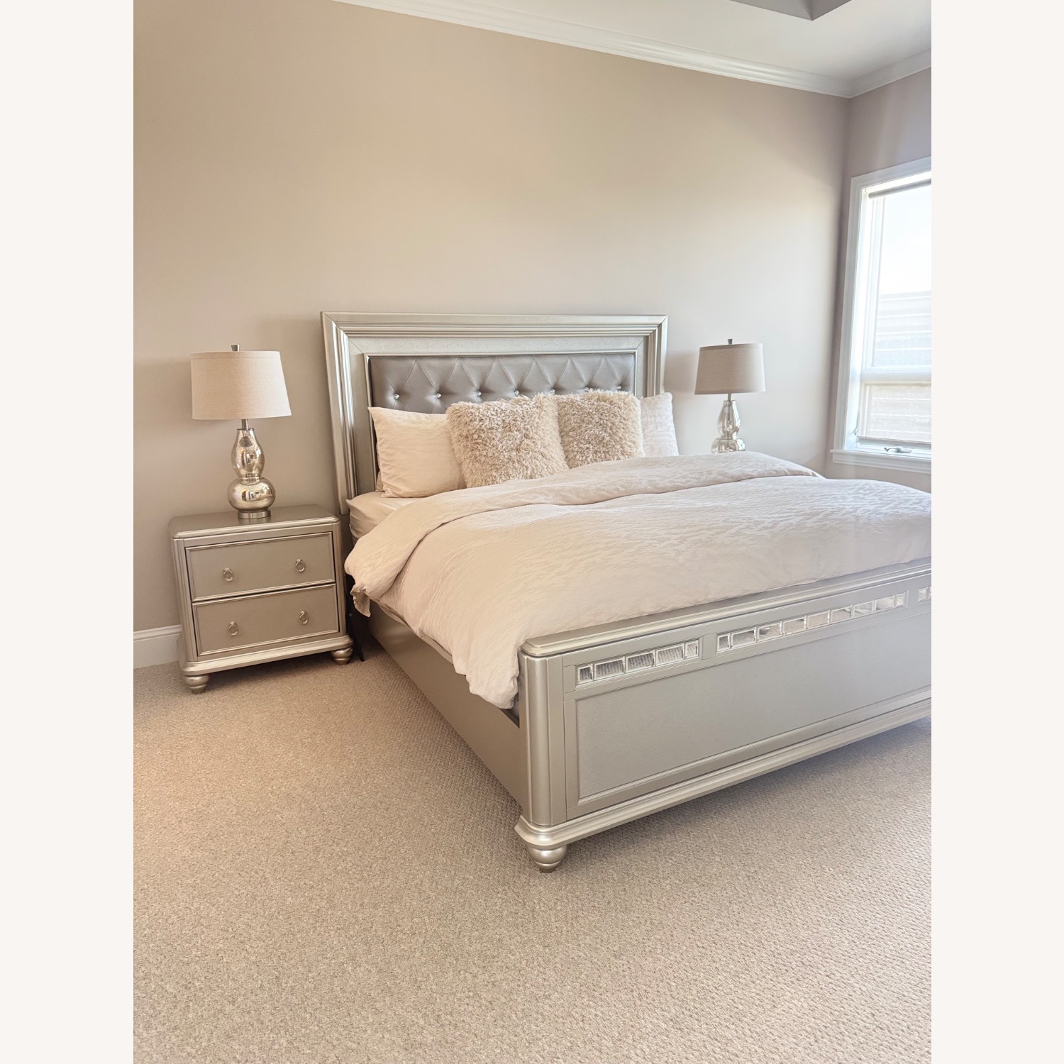 Glam King Size Bed With Tufted Headboard - image-3
