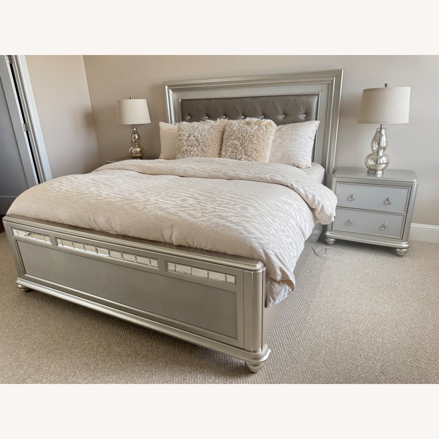 Glam King Size Bed With Tufted Headboard - image-5