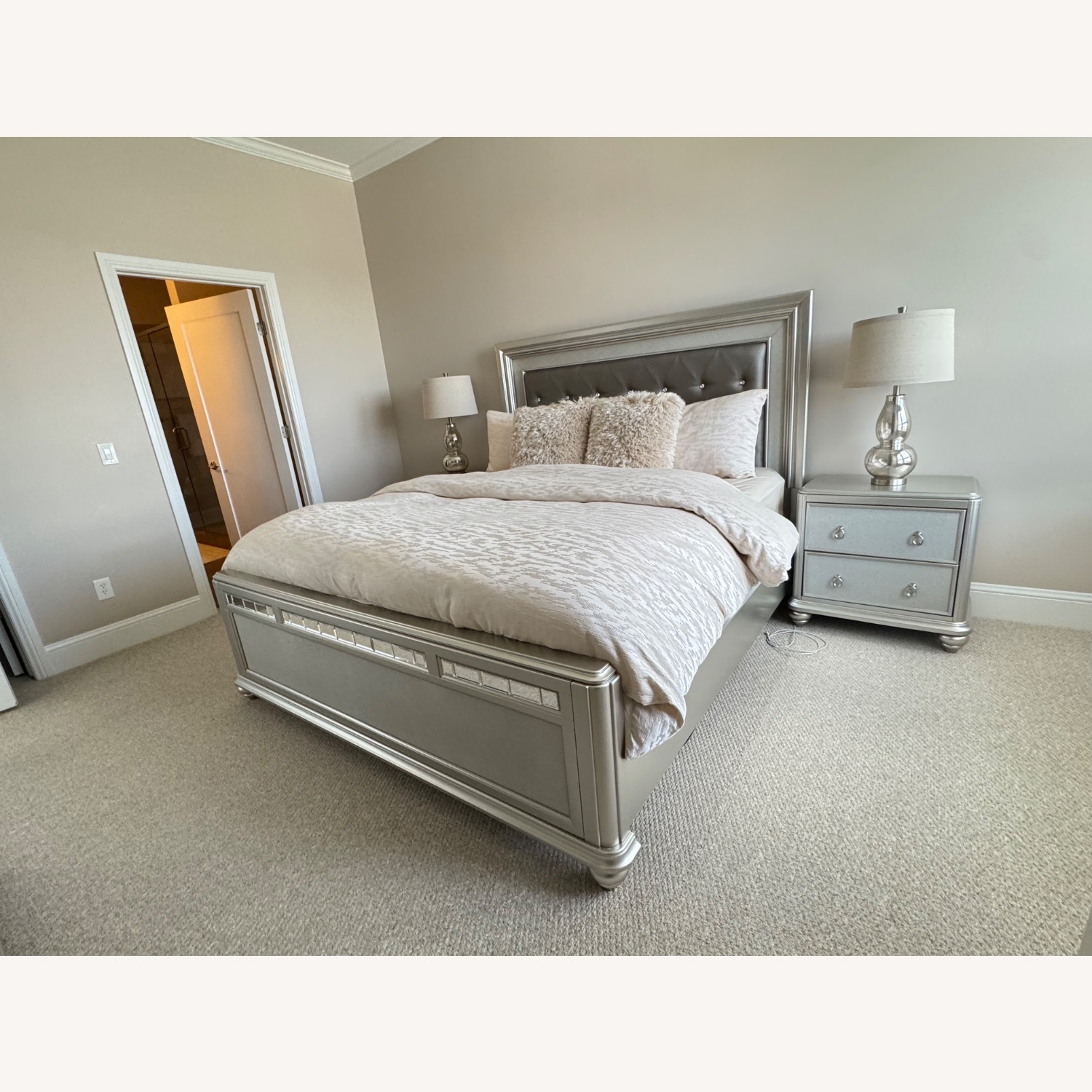 Glam King Size Bed With Tufted Headboard - image-2