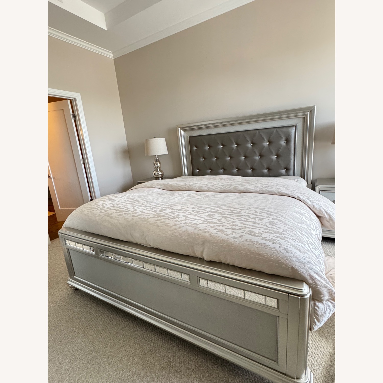 Glam King Size Bed With Tufted Headboard - image-1