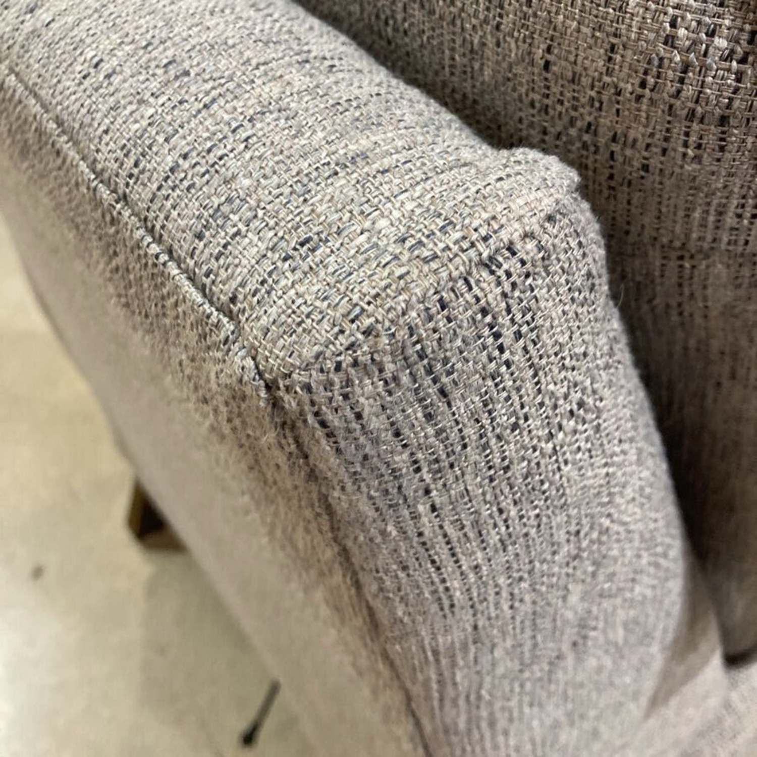 Tweedy Transitional Power Tapered Legs Recliner - image-9