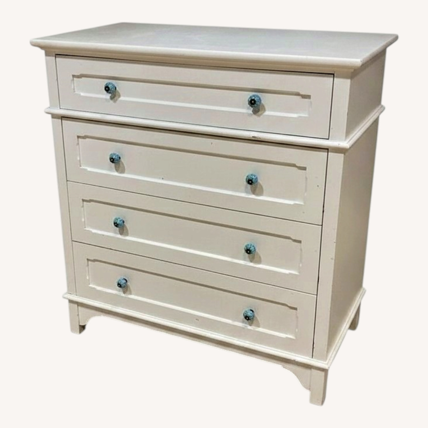 4-Drawer W Decorative Glass Pulls Dresser - image-0