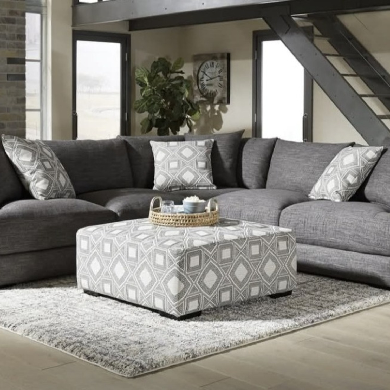 Large L-Shaped Sectional - Cozy & Stylish - image-2