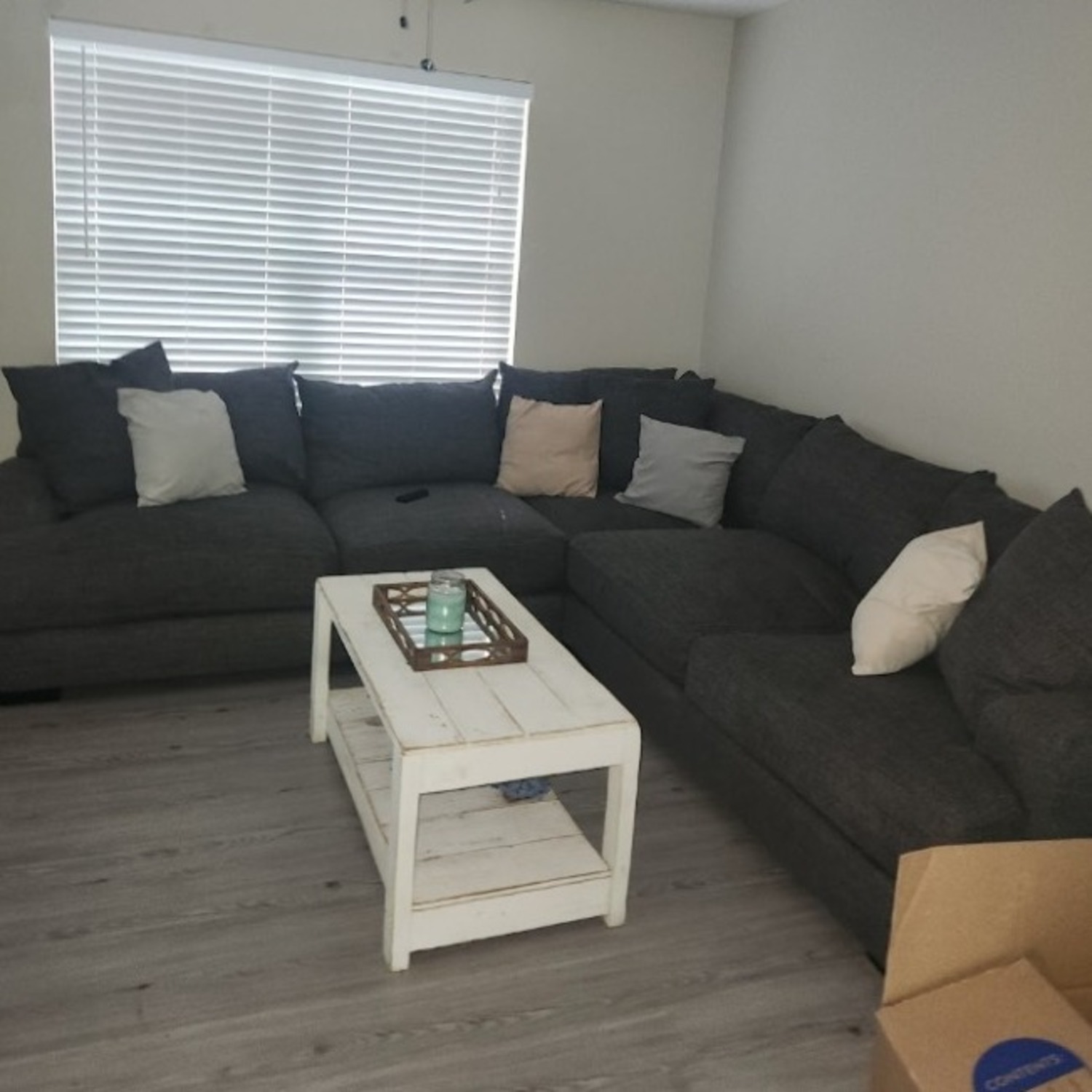 Large L-Shaped Sectional - Cozy & Stylish - image-3