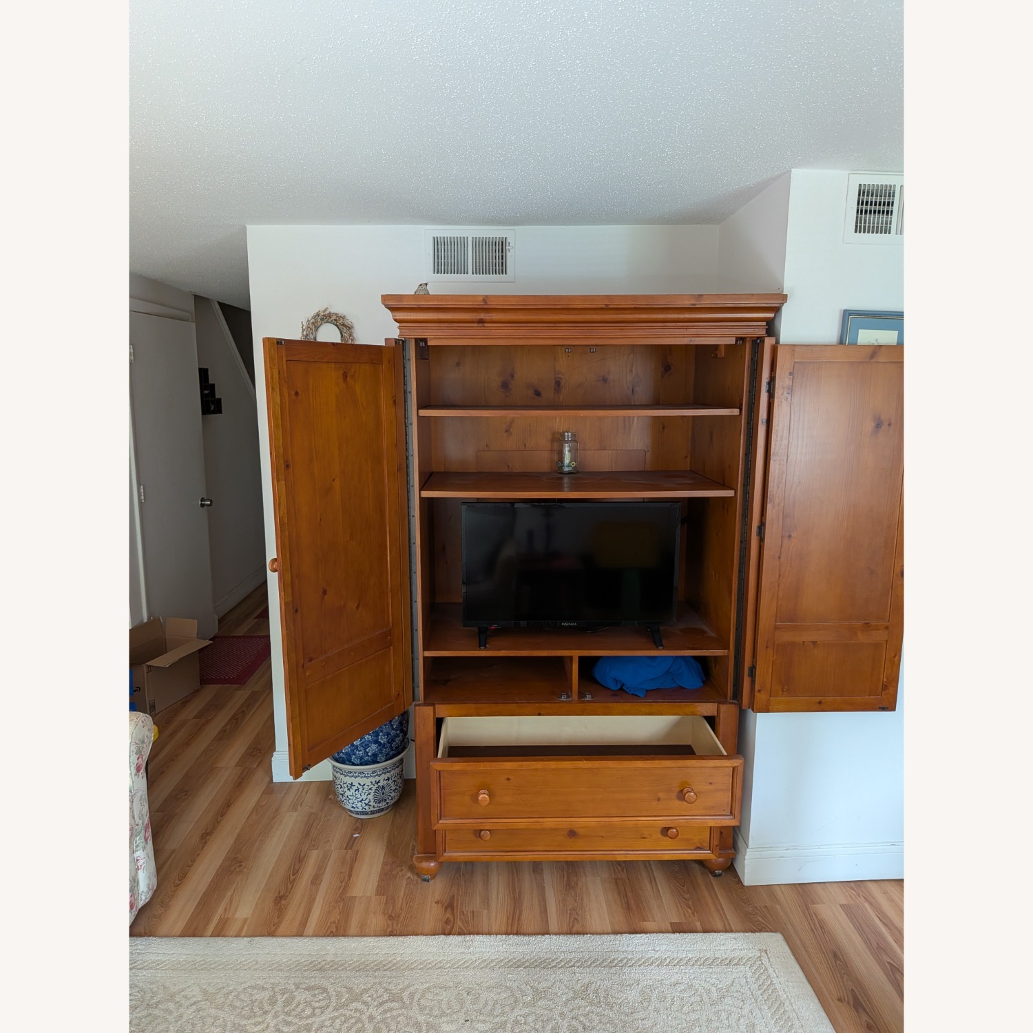 Jordan's Furniture Armoire - image-3