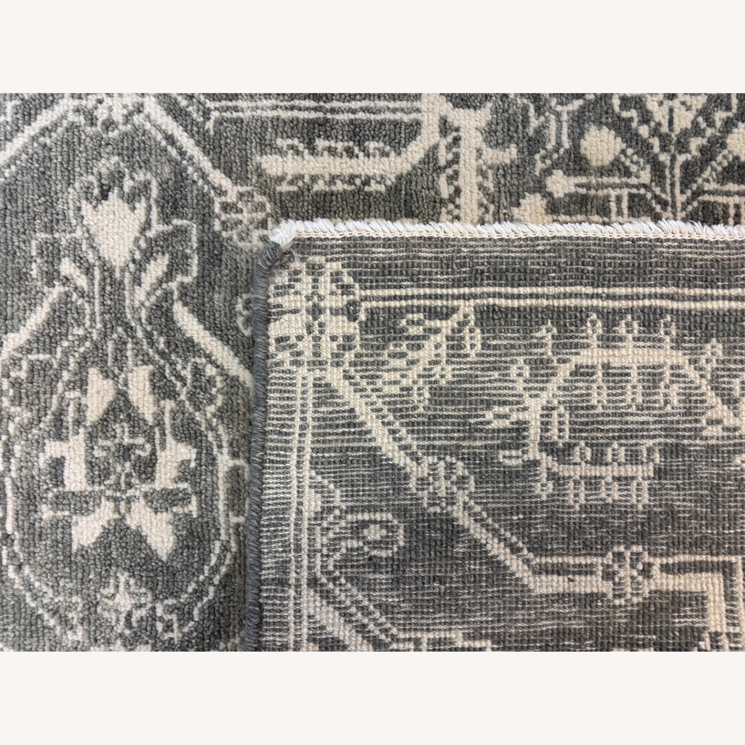 Contemporary Light Gray Wool Area Rug 9' x 12' - image-6