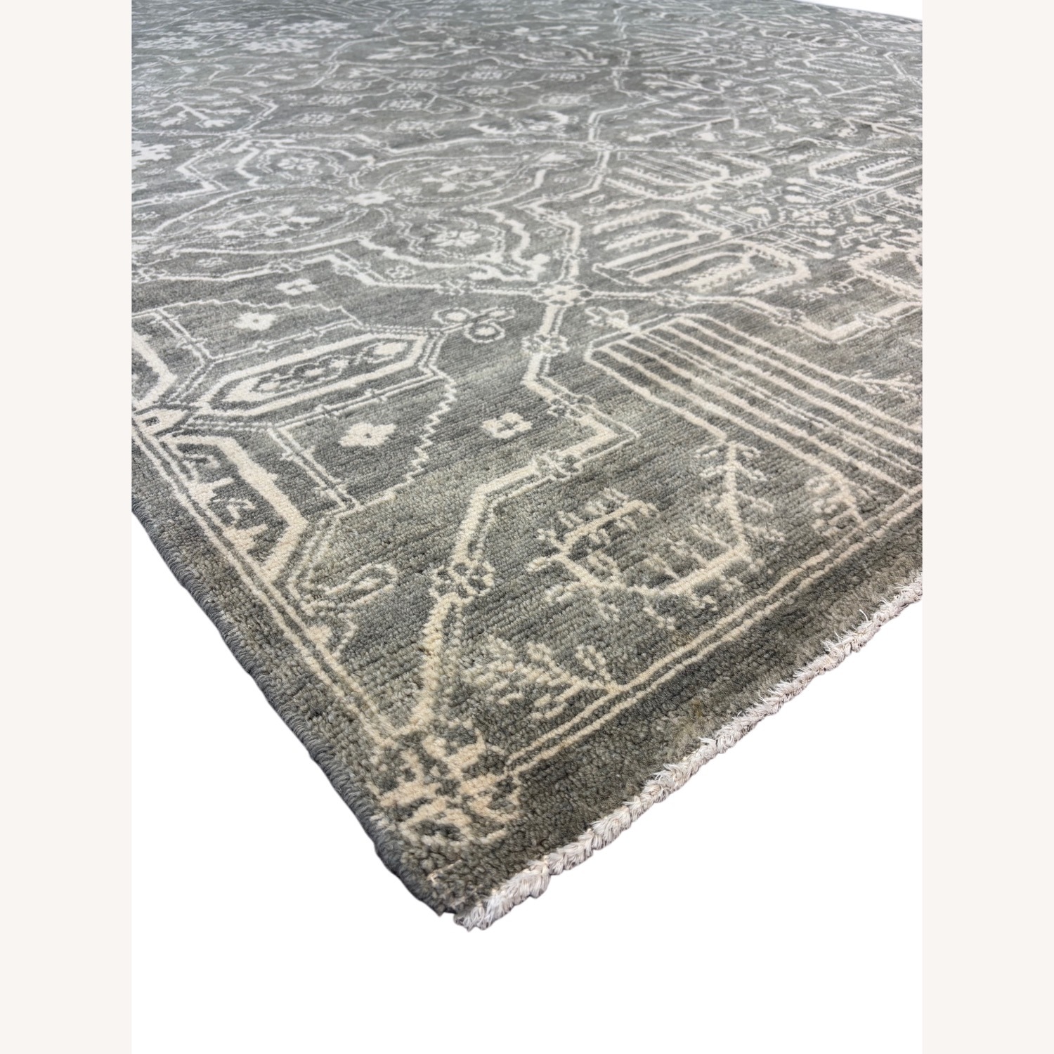 Contemporary Light Gray Wool Area Rug 9' x 12' - image-4