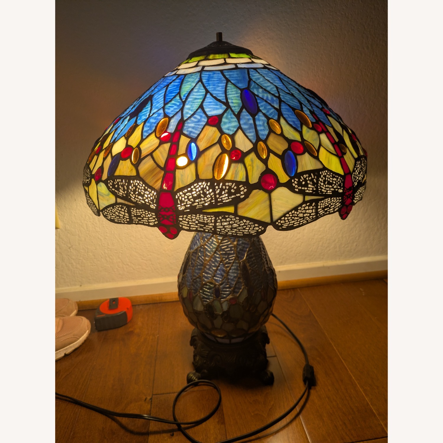 Stained Glass Dragonfly Table Lamp - image-5