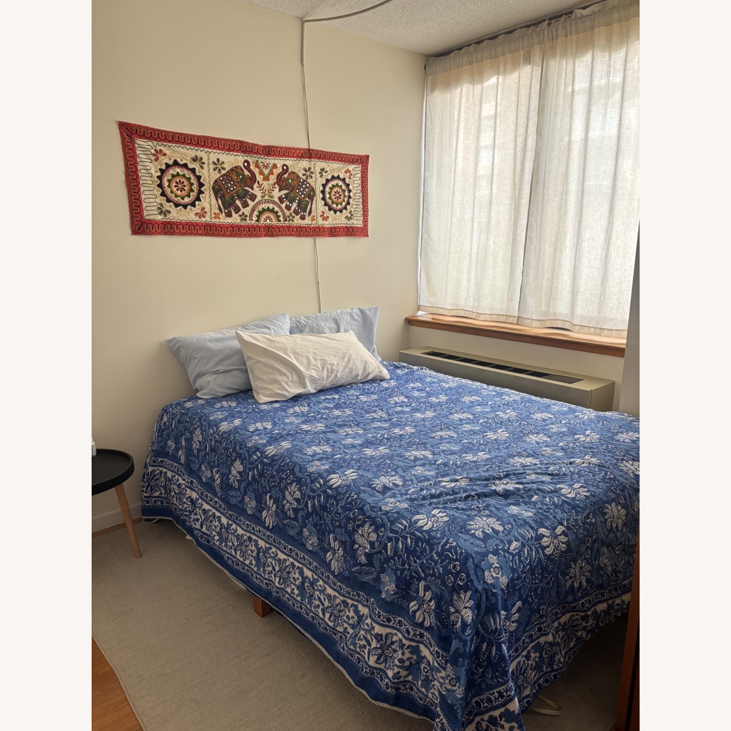 Natural Wood Queen Bed - image-3