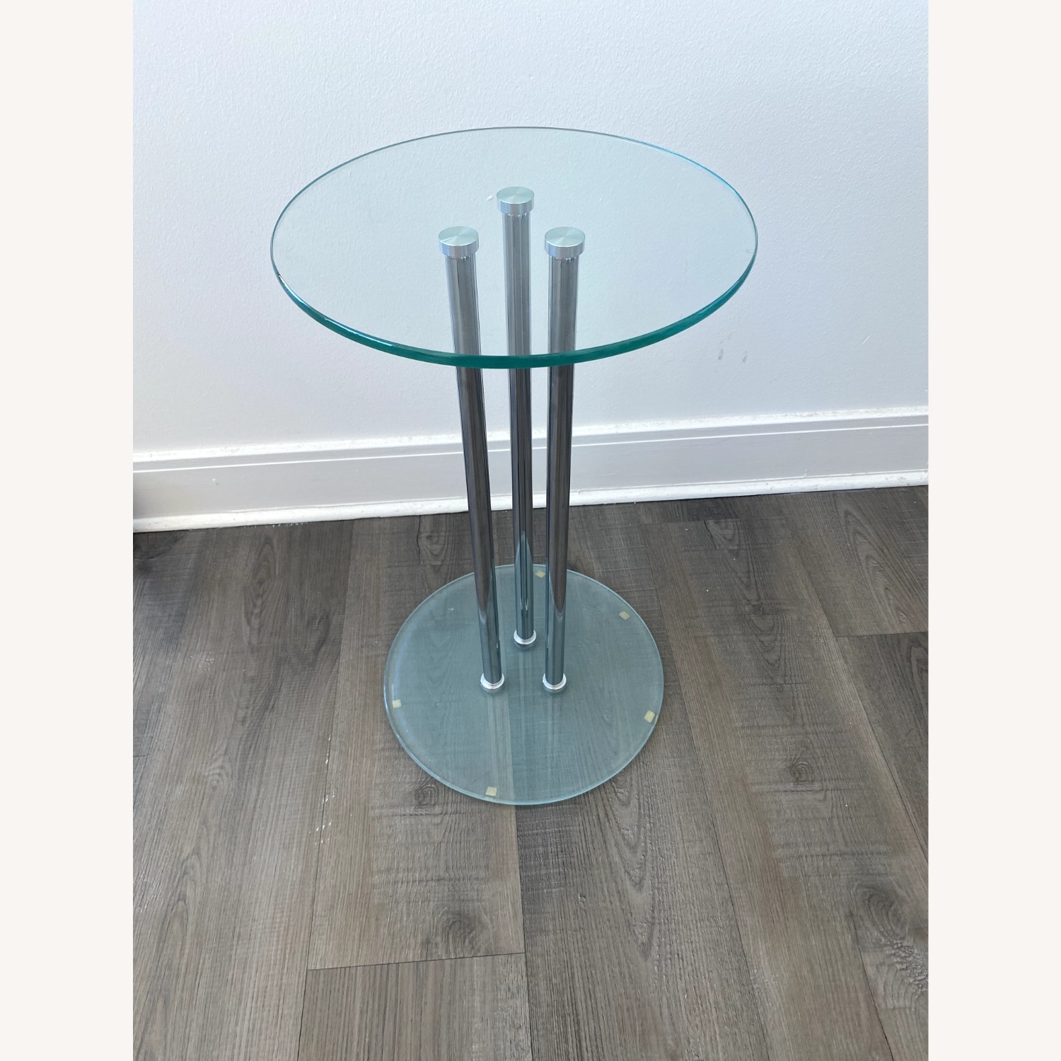20" Glass Accent Table - image-1