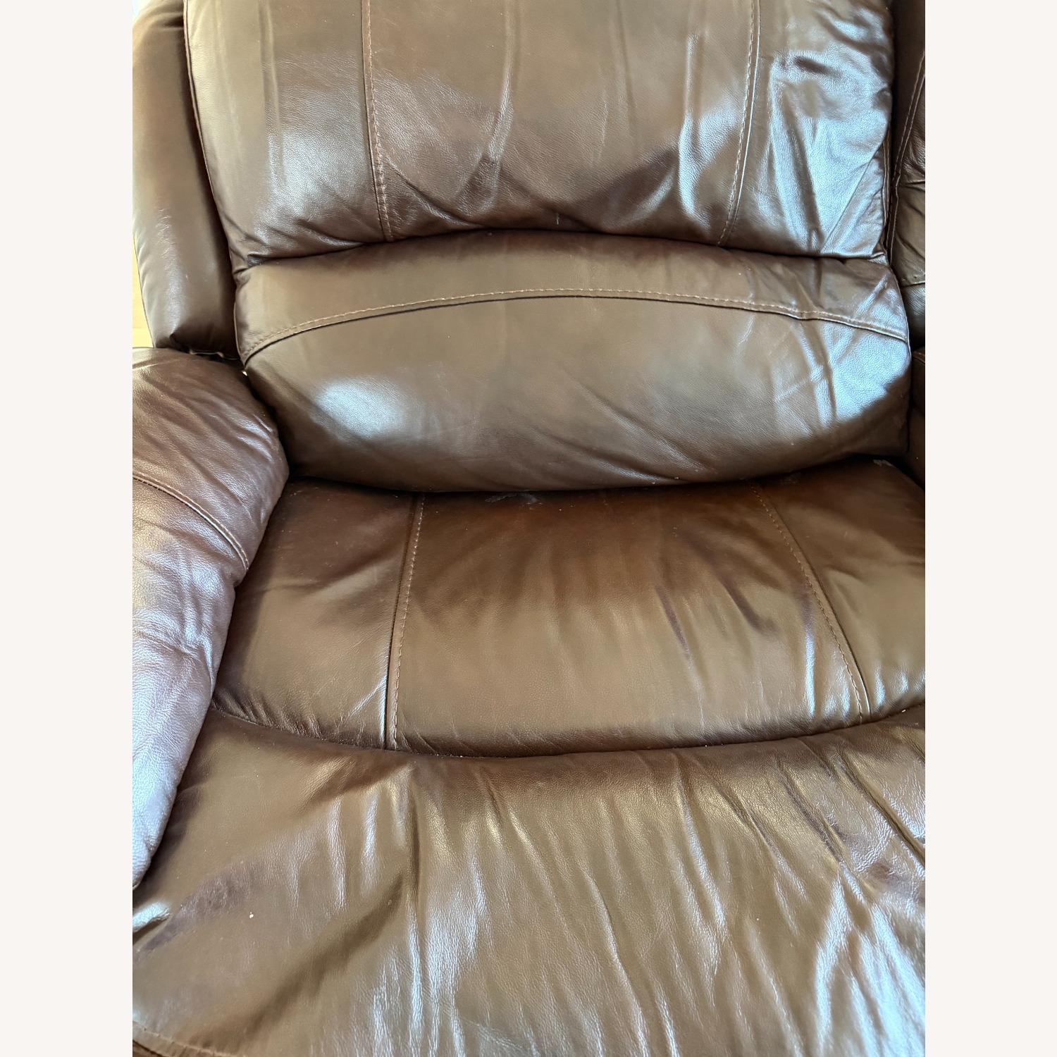 Bob's Discount Furniture Leather 6 Piece Power Reclining Sectional - image-6