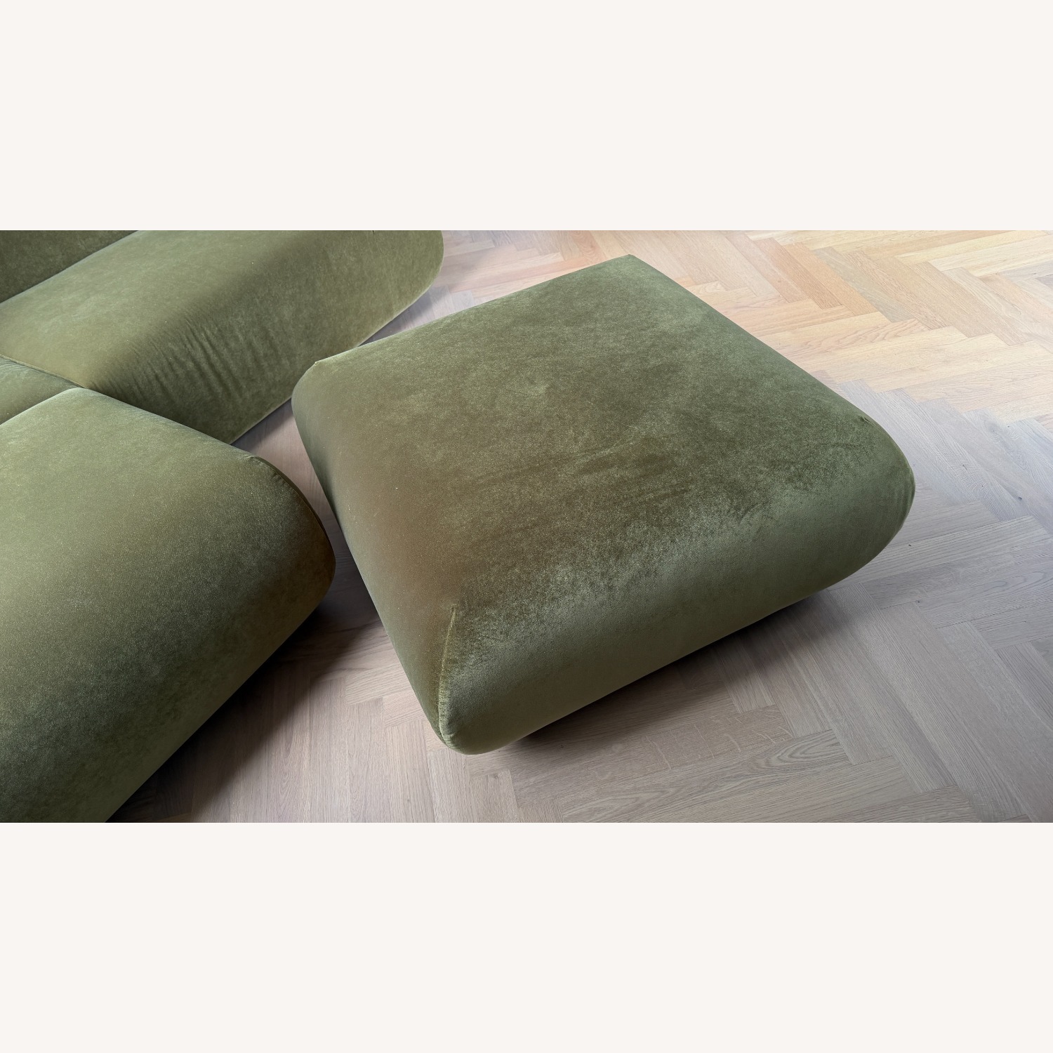Tom Dixon Plump Velvet Ottoman Royal Forest Green - image-2