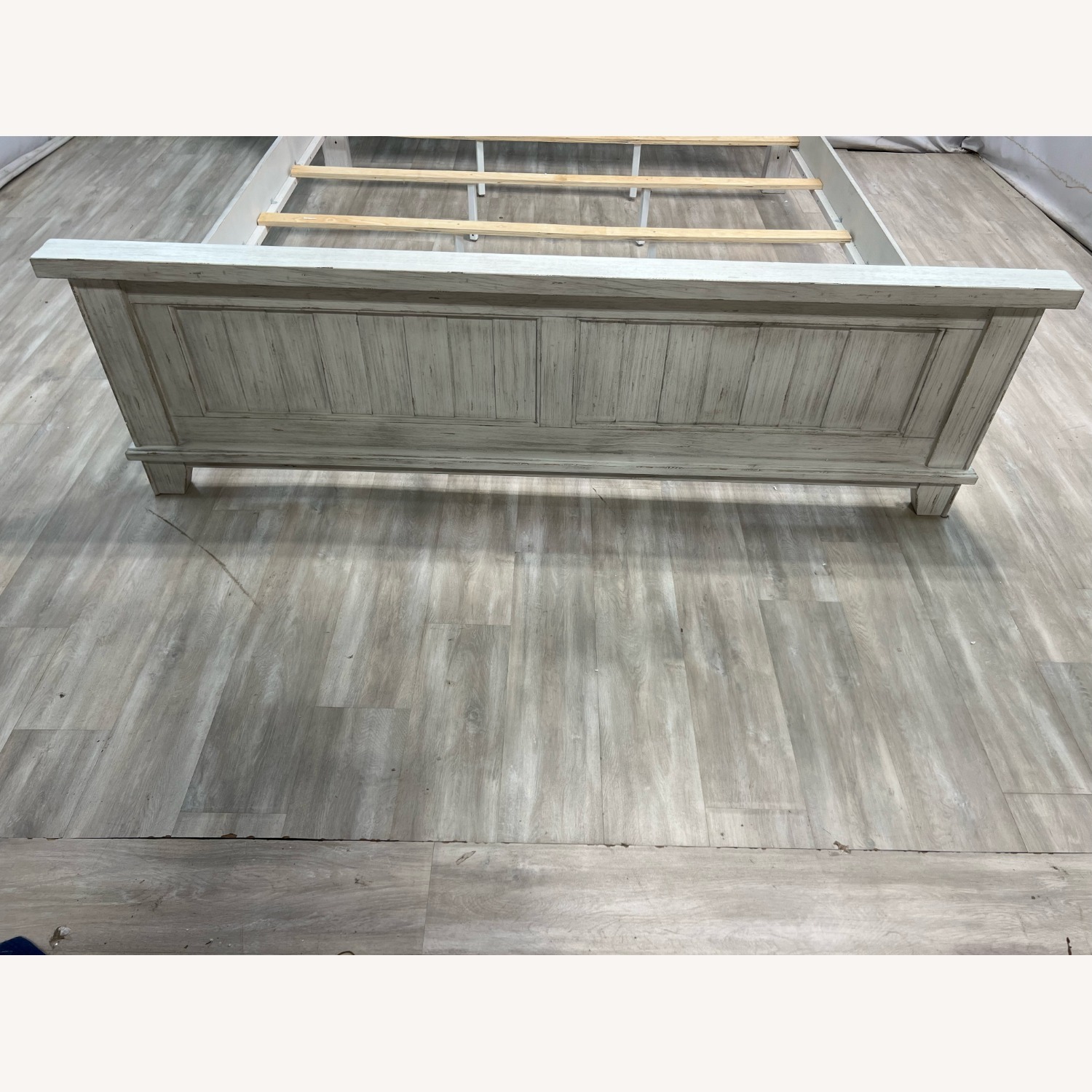 Liberty Furniture River Place Riverstone King Bed - image-5