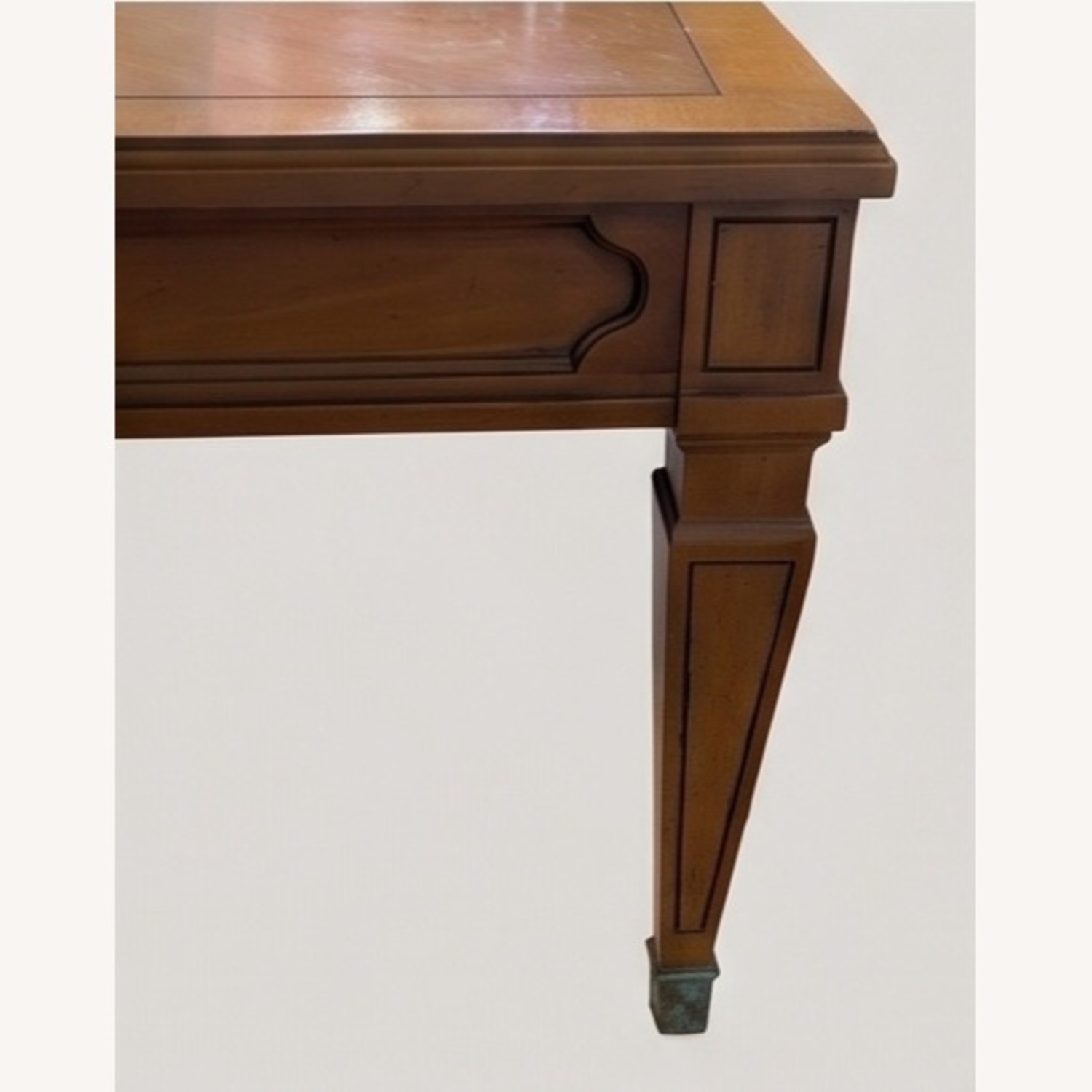 Vintage Coffee Table w/Diamond Wood Grain Top - image-6