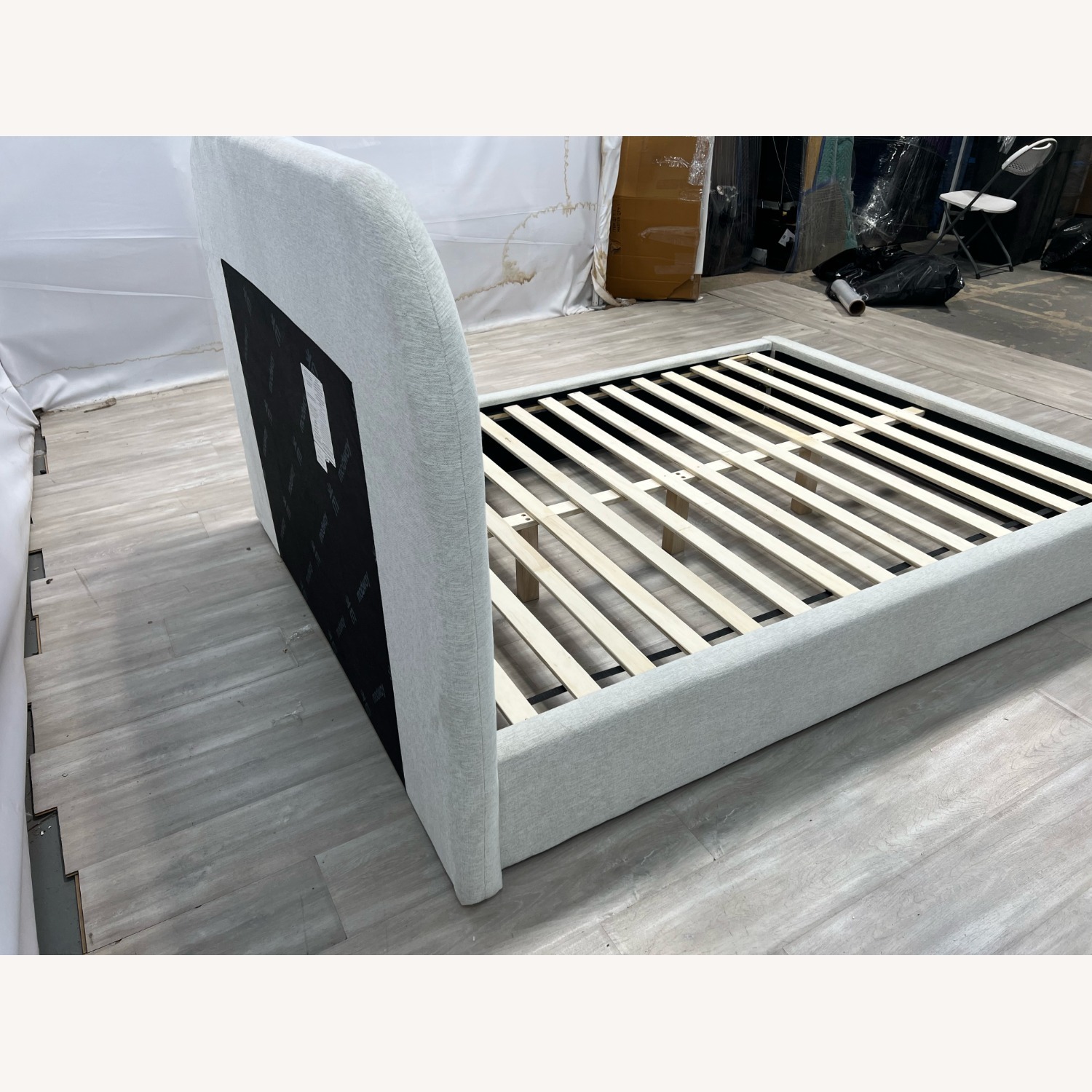 Modway Belle Platform Queen Upholstered Bed - image-5