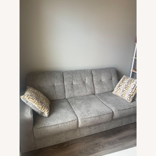 Used Comfortable and Firm Sofa for sale on AptDeco