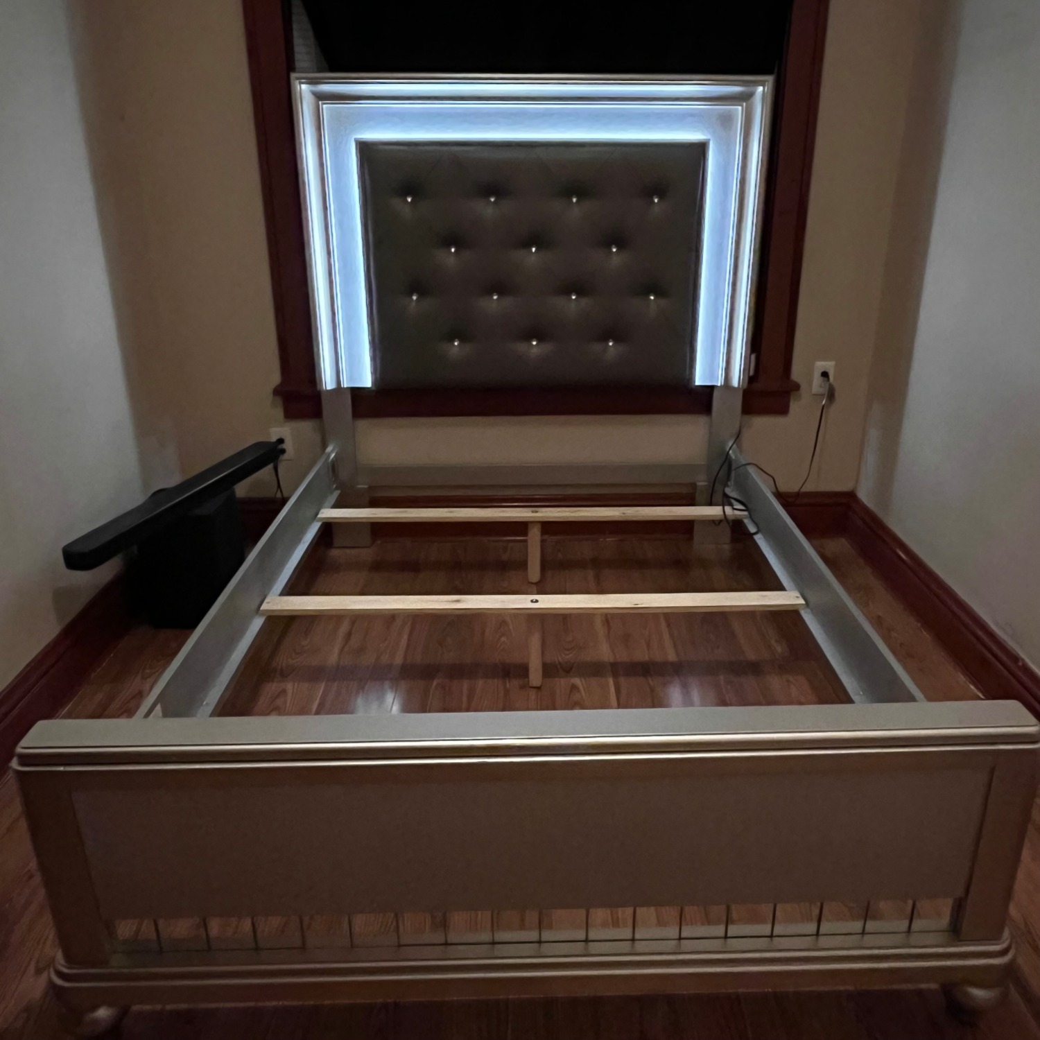 Bob's Discount Furniture Diva II LED Full Size Bed Frame  - image-8