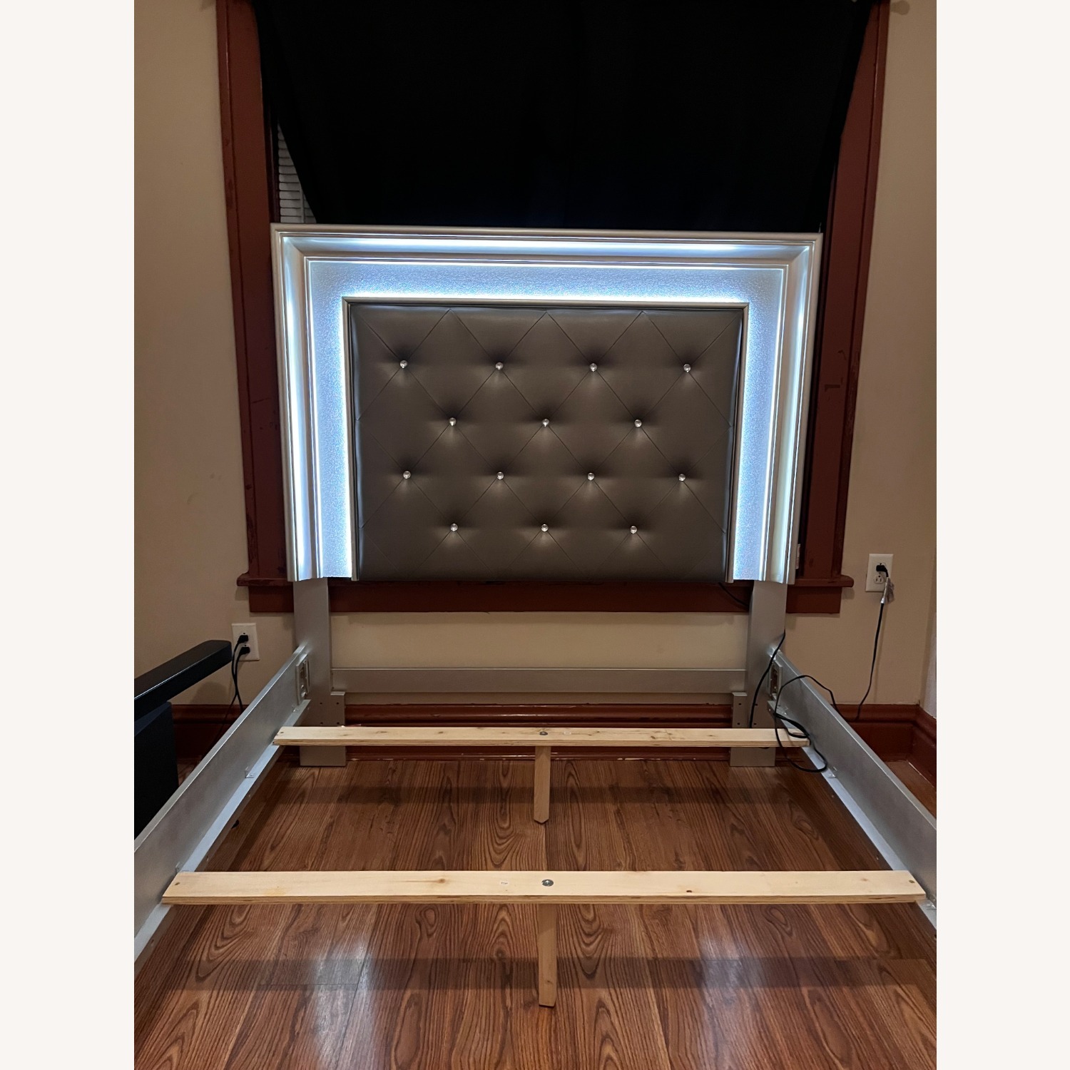 Bob's Discount Furniture Diva II LED Full Size Bed Frame  - image-9