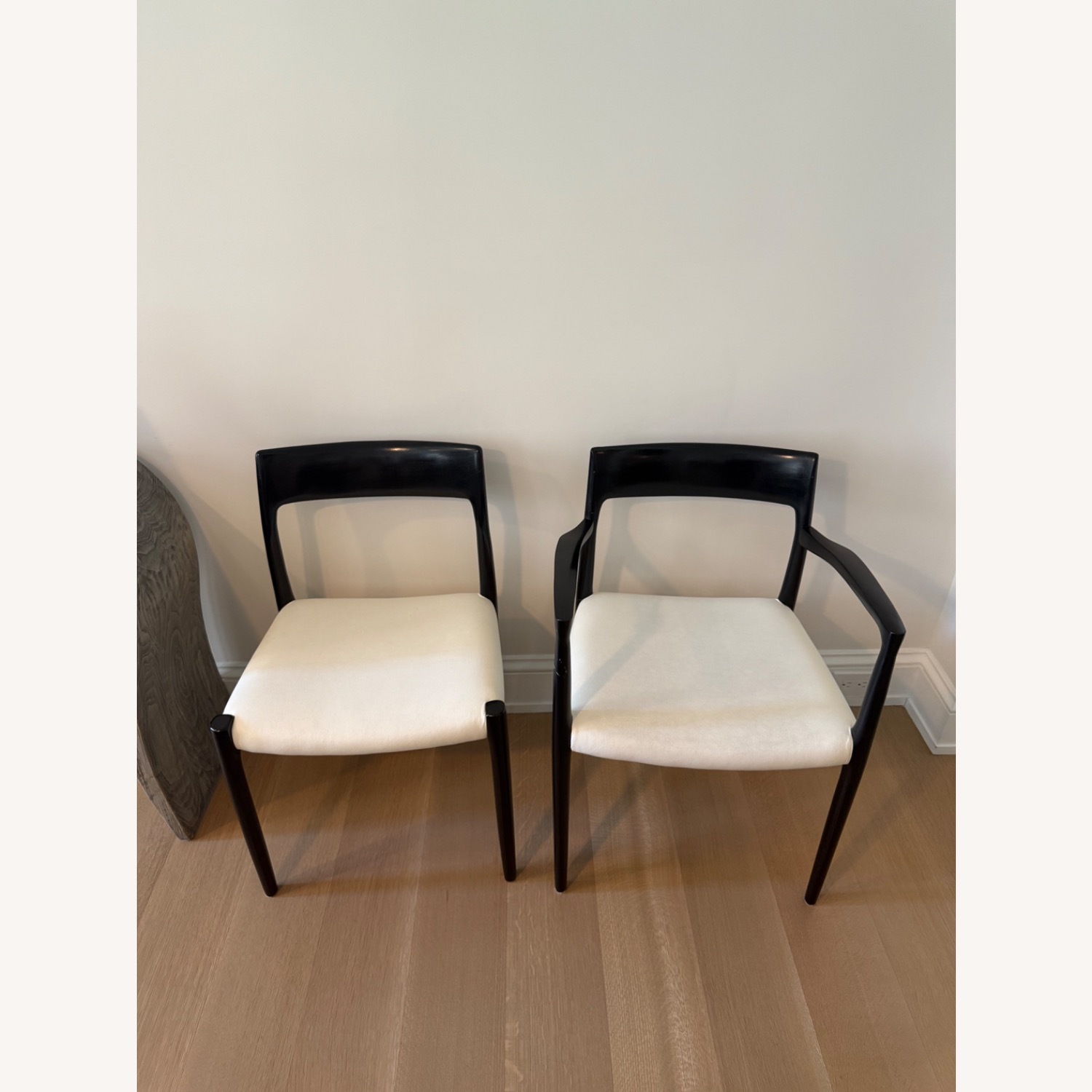 Set of 10 Möller Dining Chairs - image-5