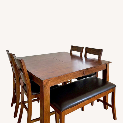 Used Contemporary Dining Table Set for sale on AptDeco