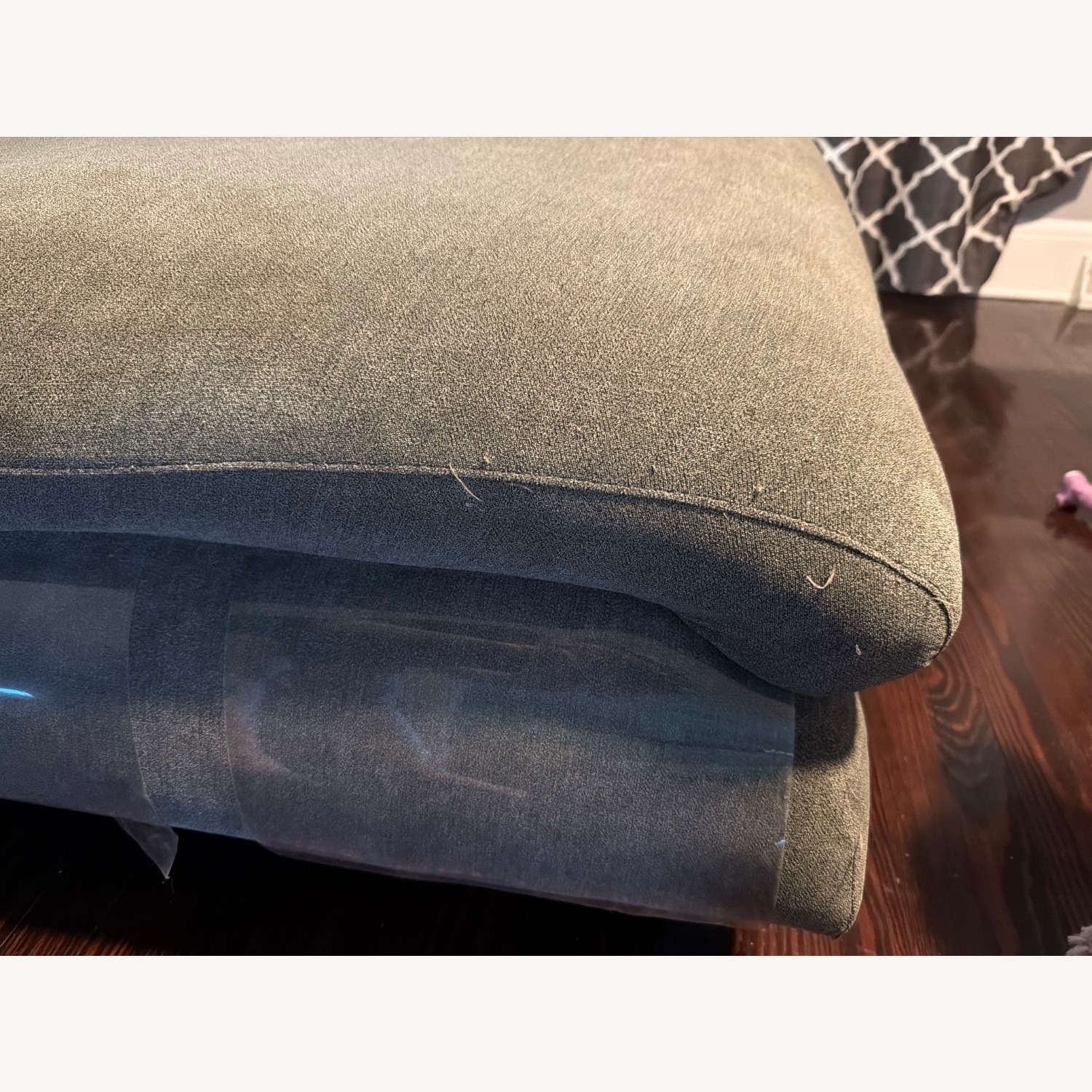 Feathers Sectional - image-3