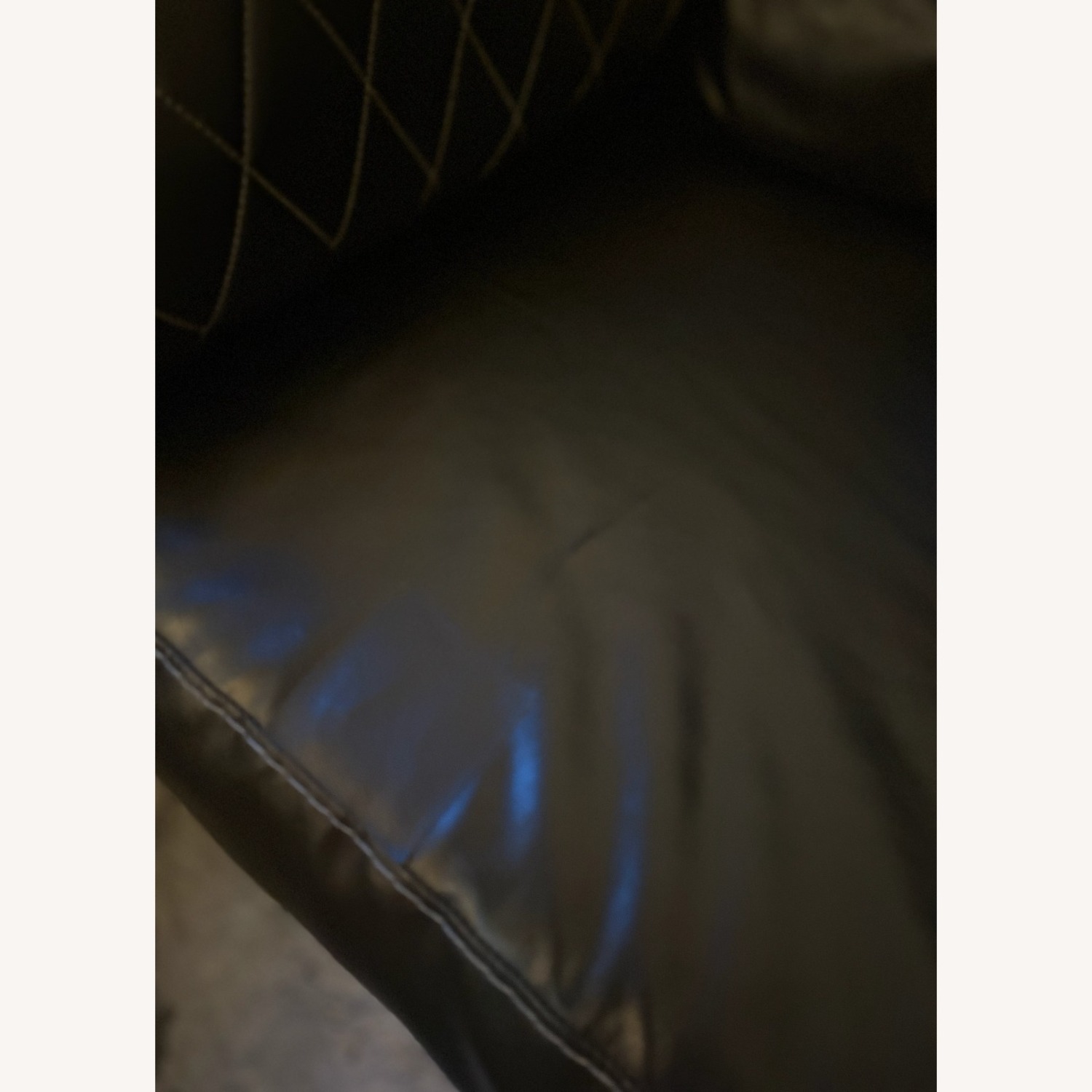 Coleman Furniture Betrillo Black Leather Loveseat - image-4