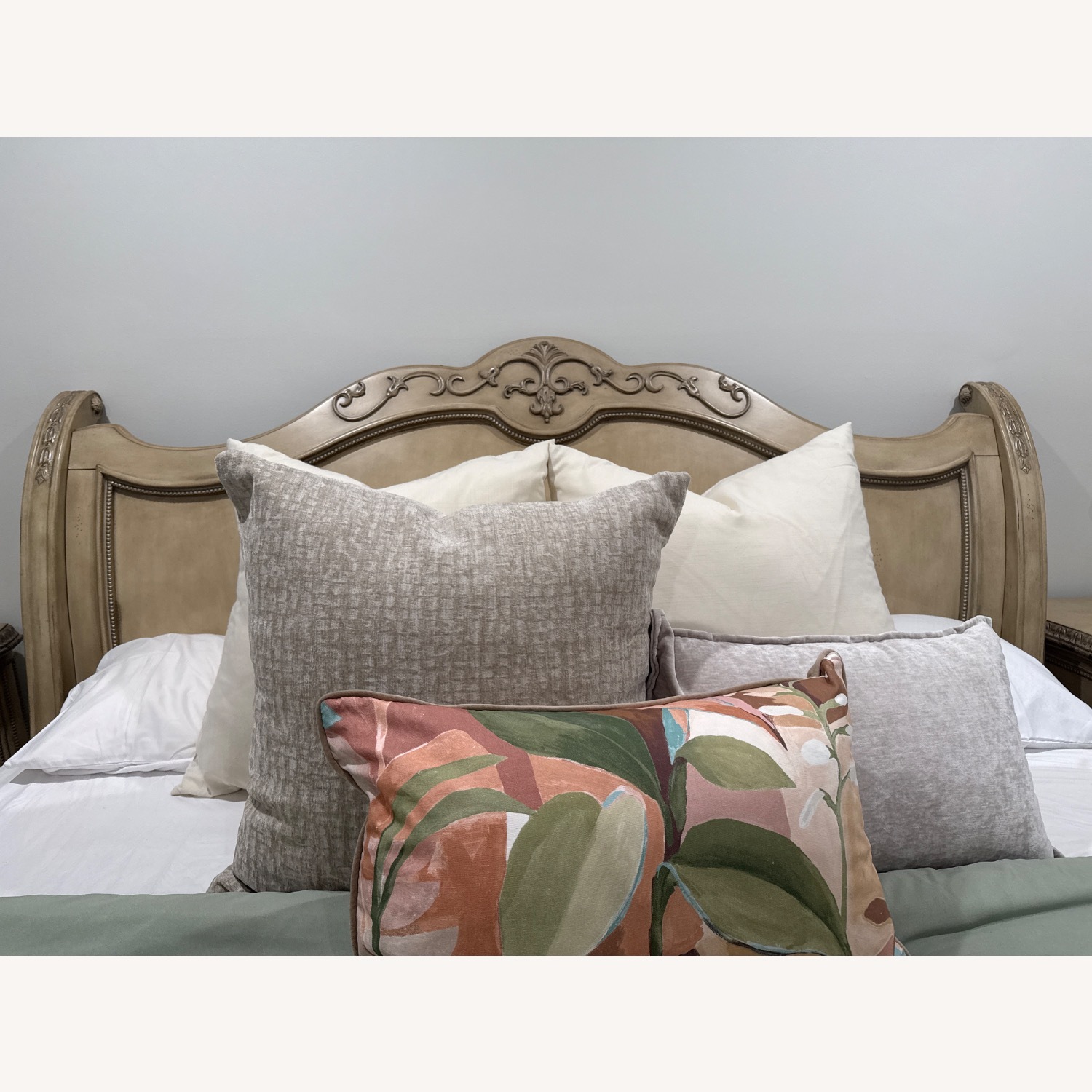 Raymour & Flanigan Natural King Bed - image-2
