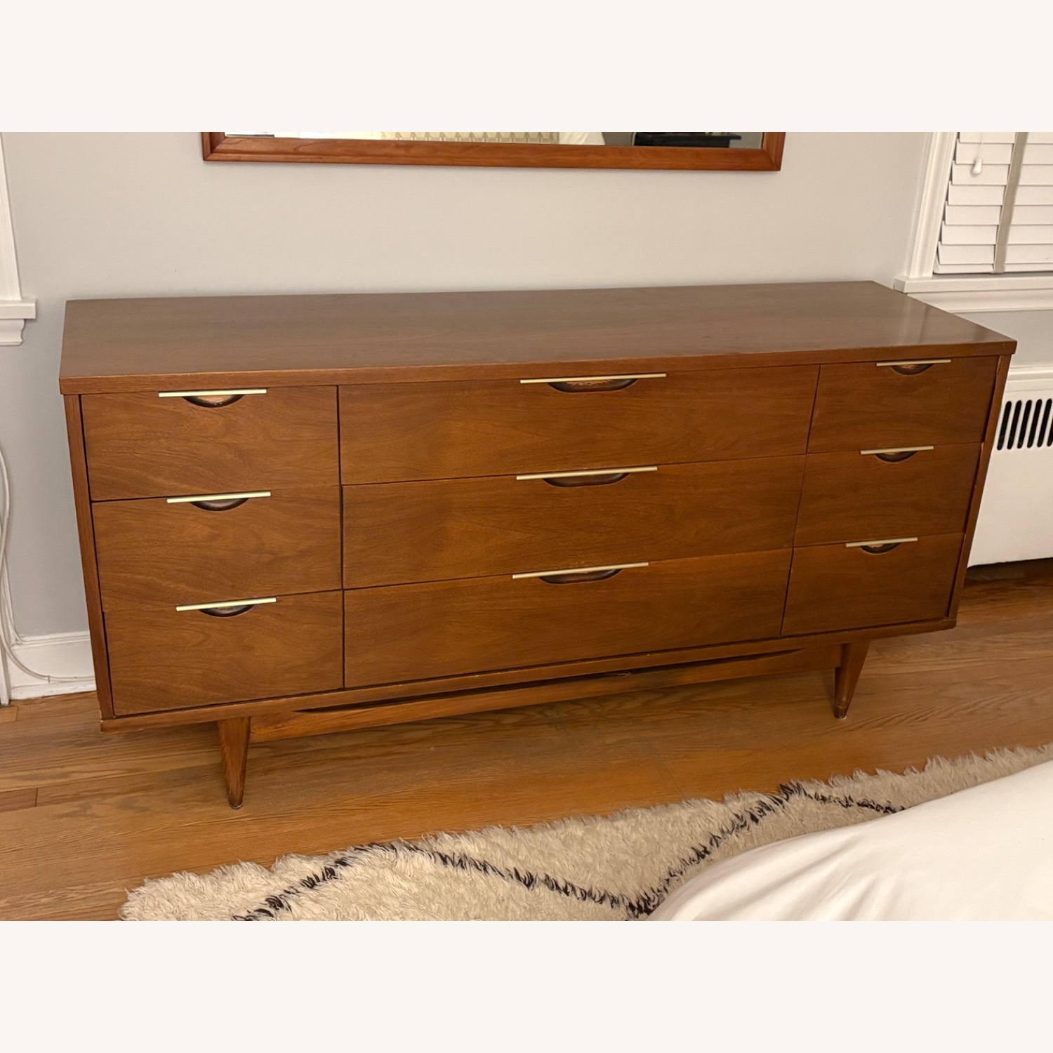 Kent Coffey 9-Drawer Dresser and Mirror - image-2