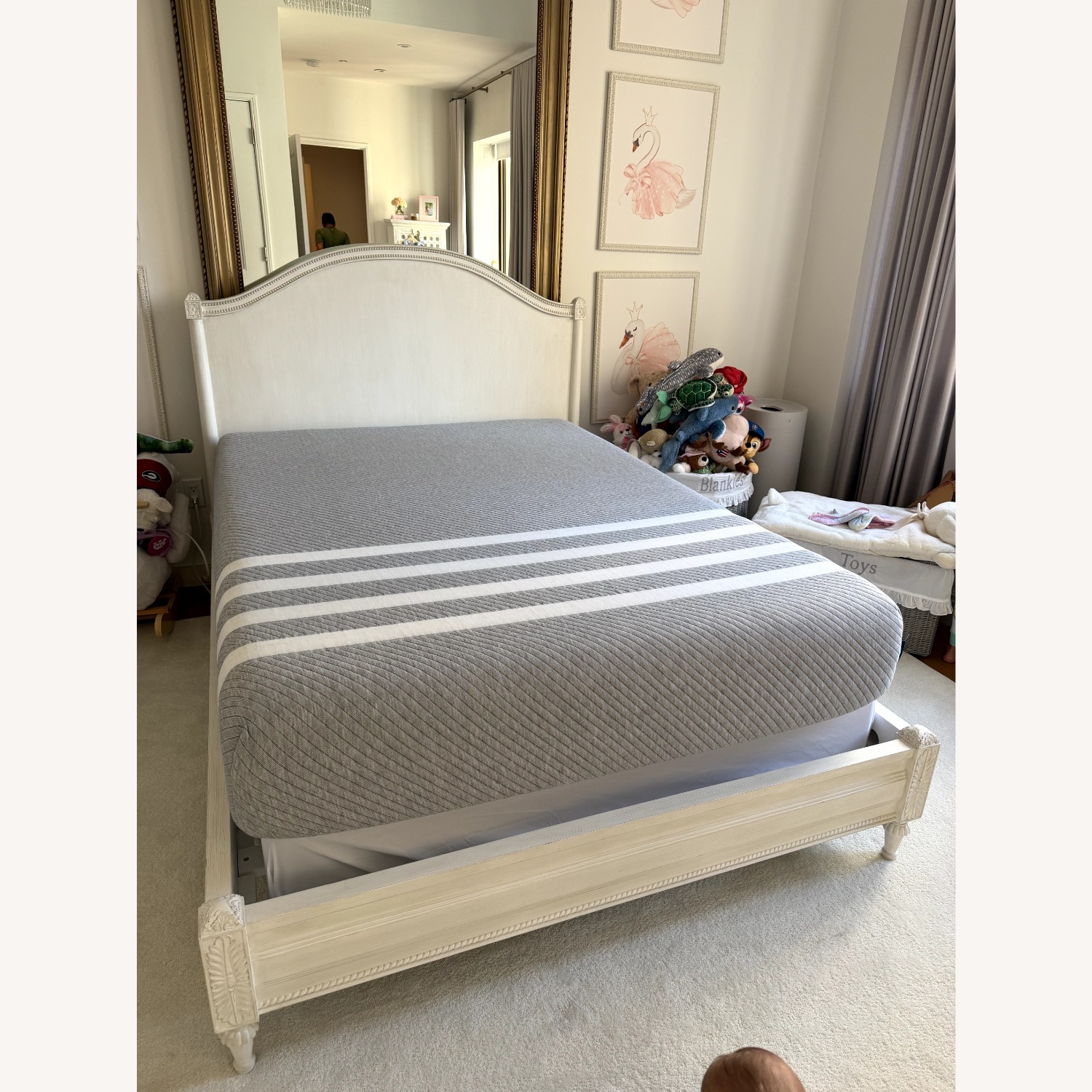 Restoration Hardware Baby & Child Bellina Full Bed - image-2